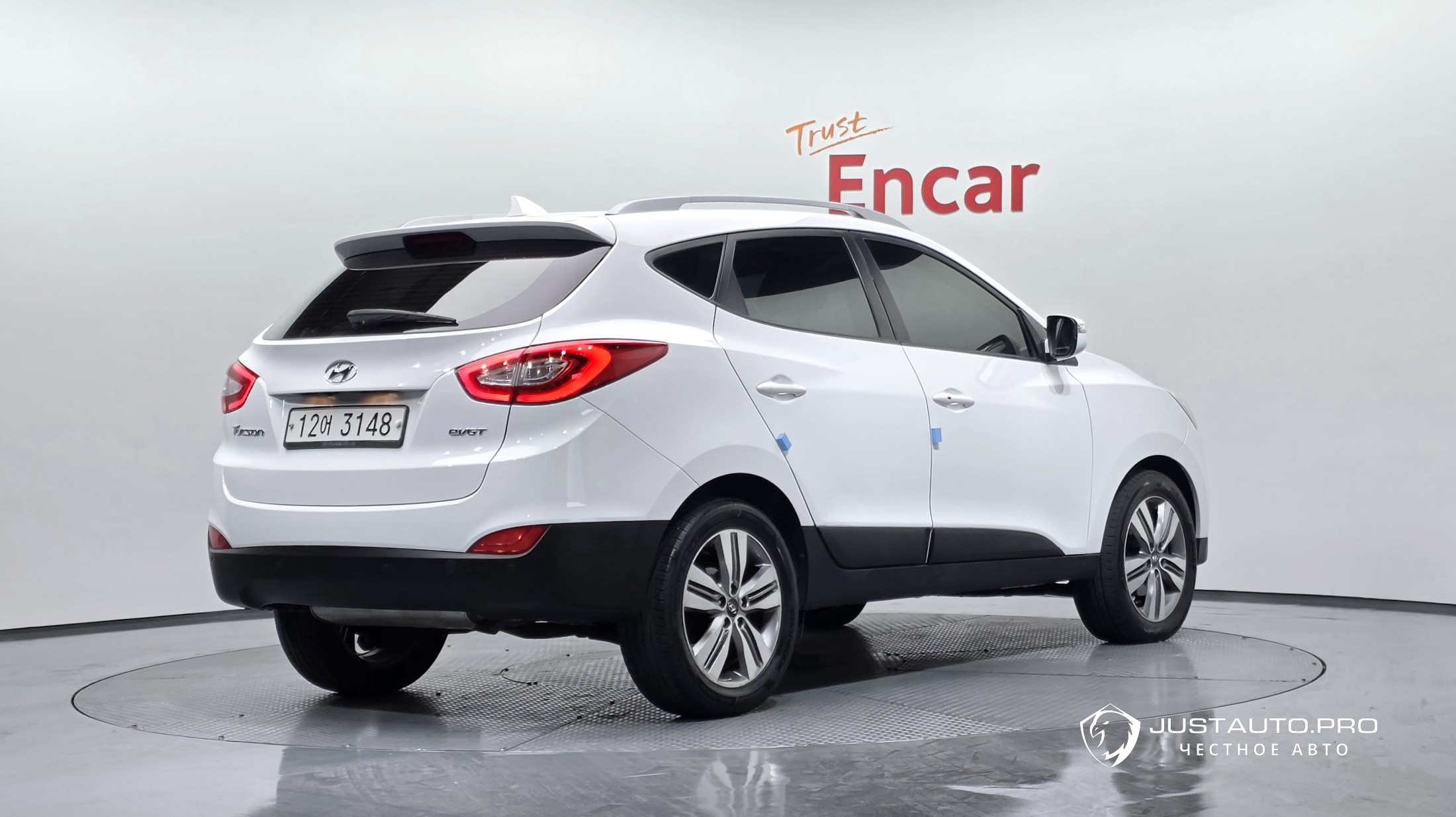 Автомобиль Hyundai Tucson