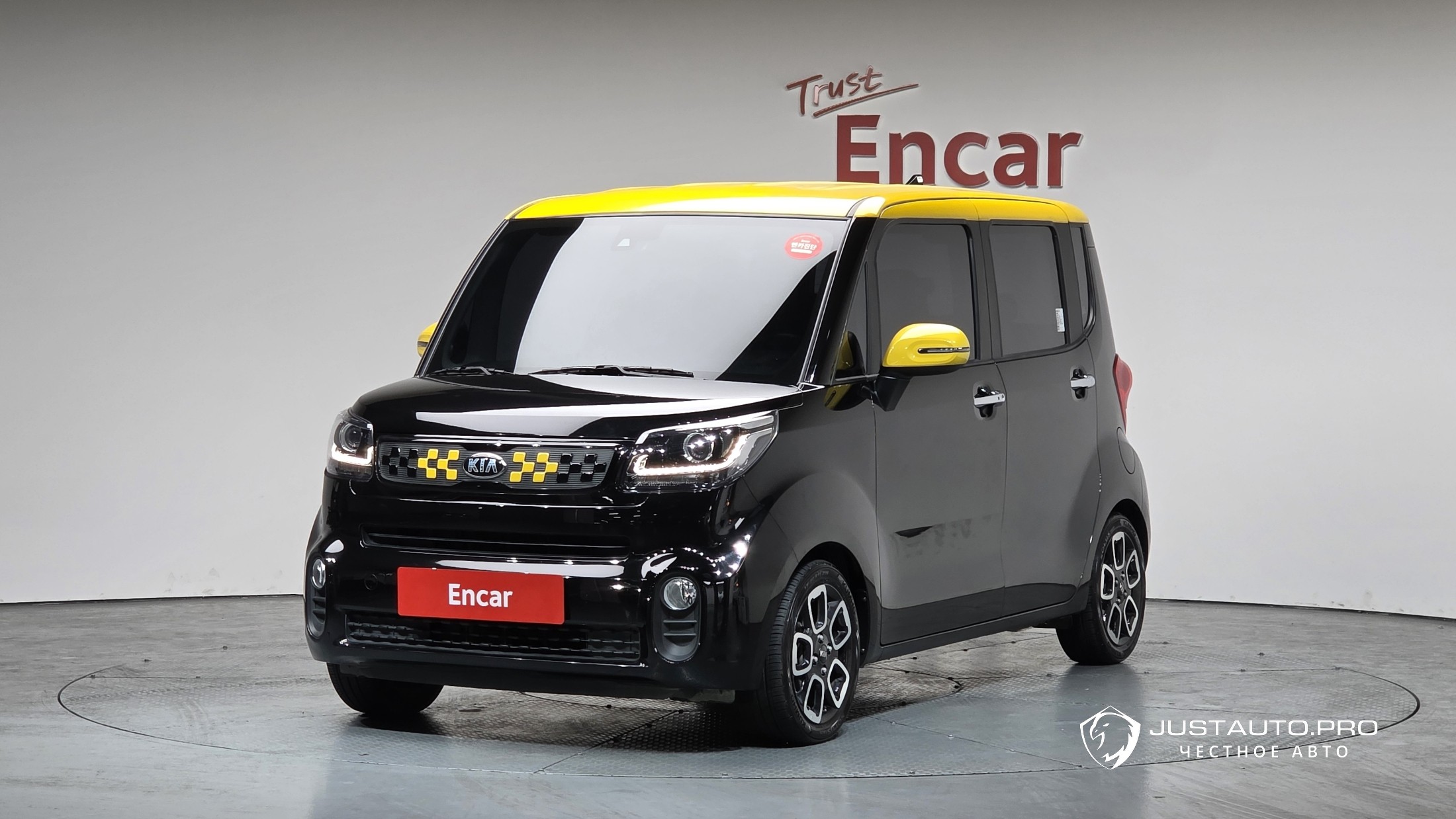 Автомобиль Kia RAY