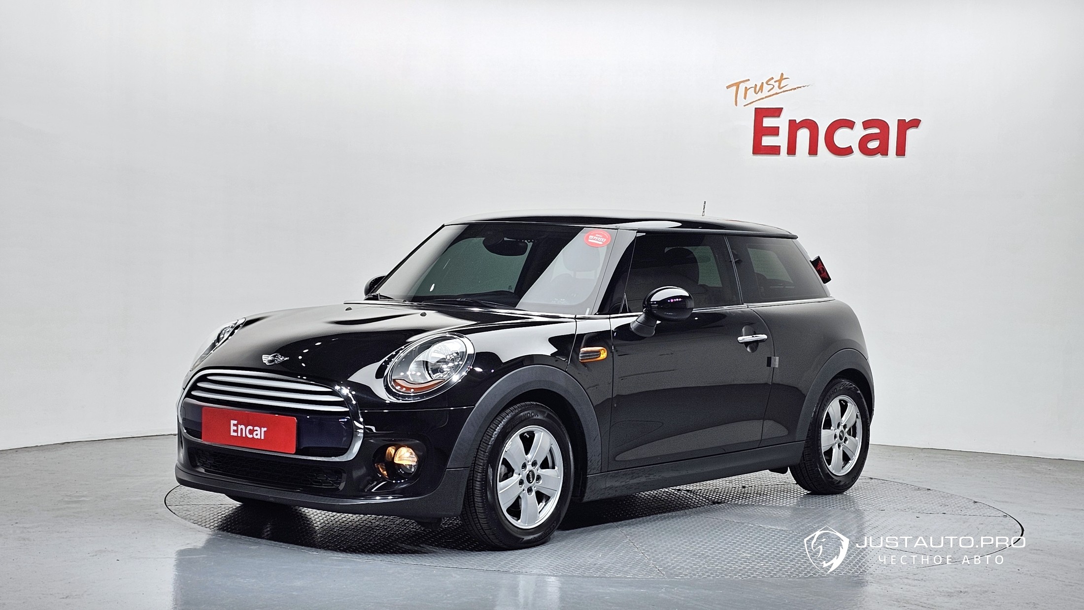 Автомобиль Mini Cooper