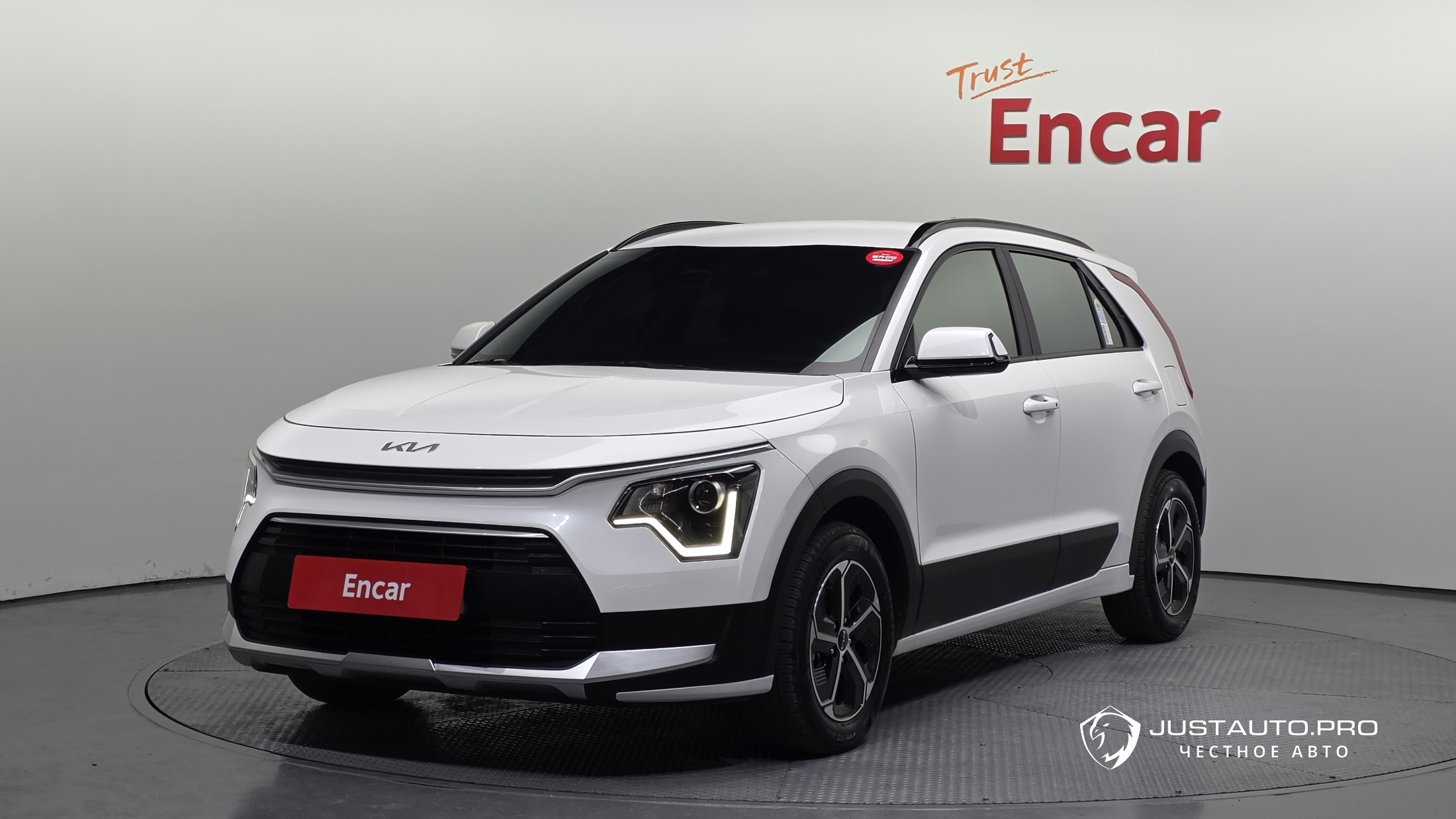 Автомобиль Kia Niro