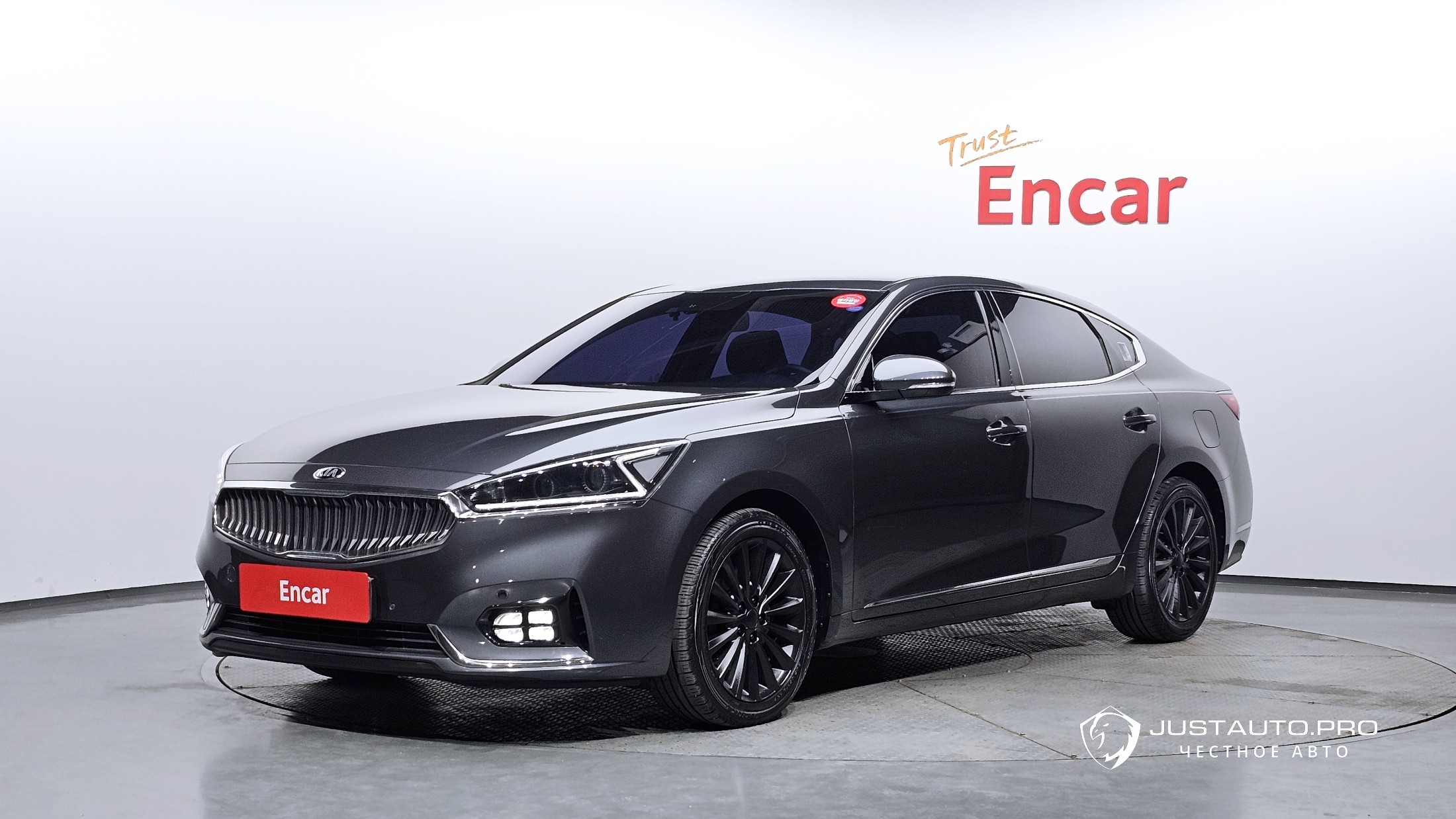 Автомобиль Kia K7