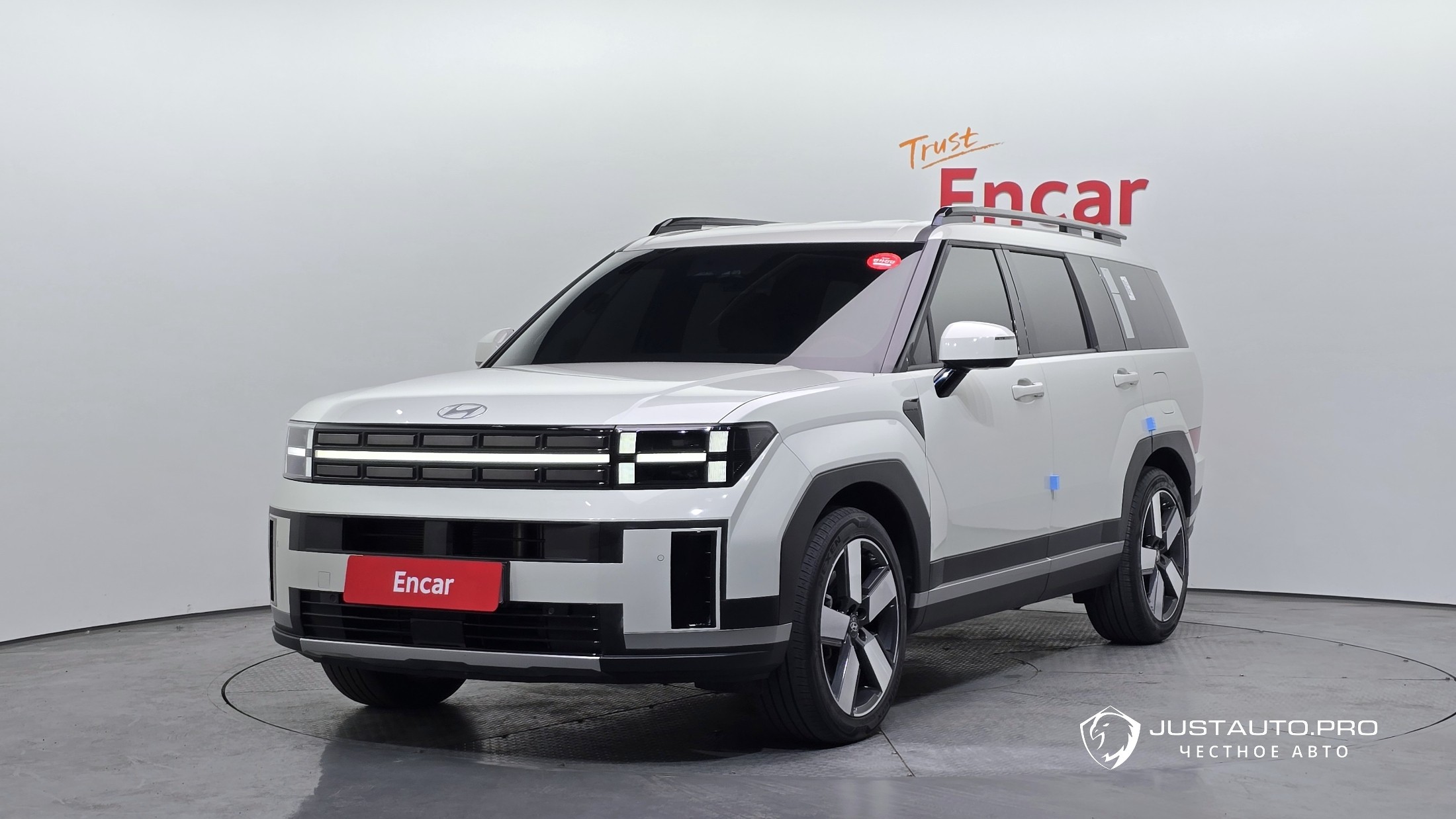 Автомобиль Hyundai Santafe