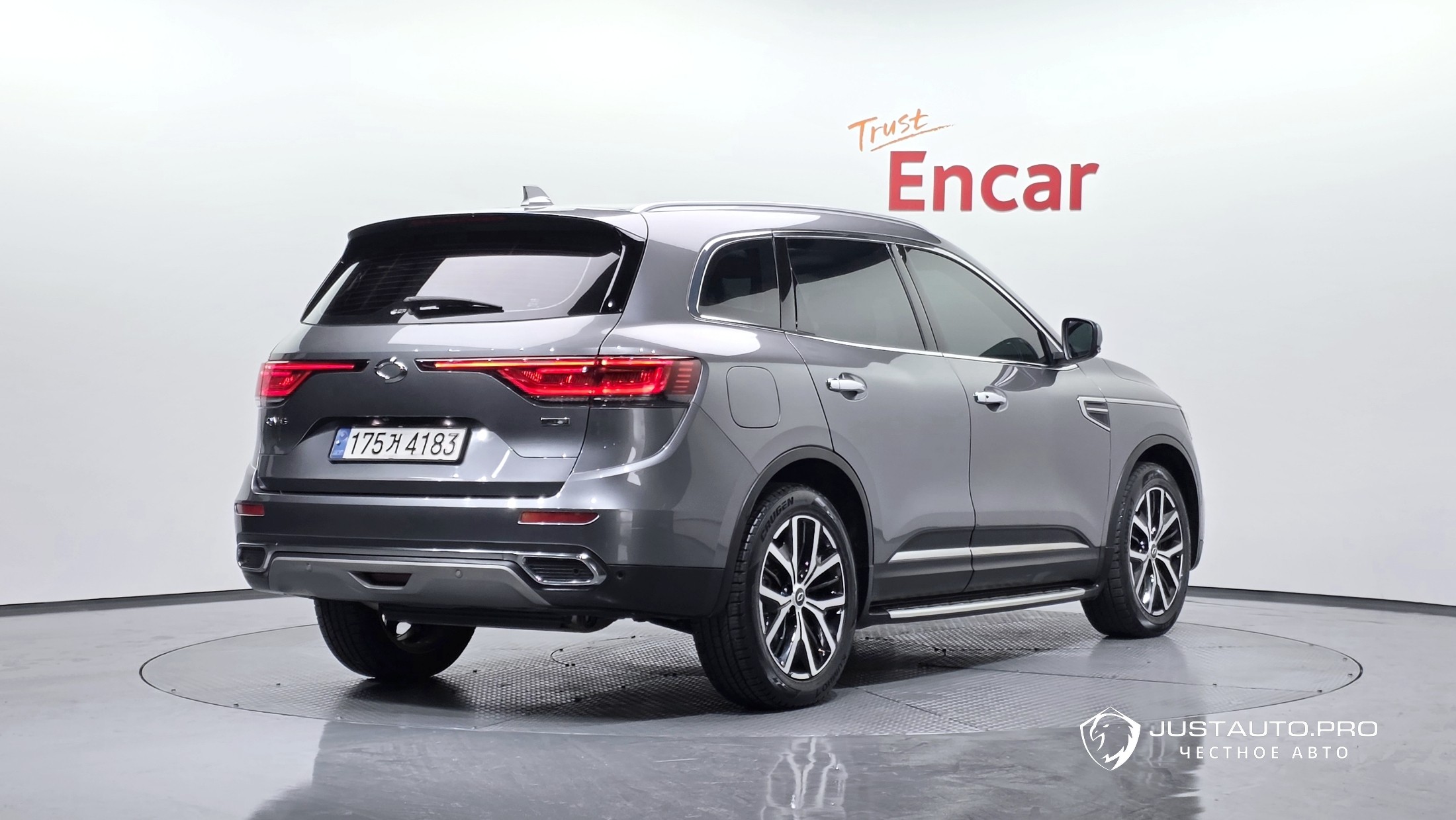 Автомобиль Renault-KoreaSamsung QM6