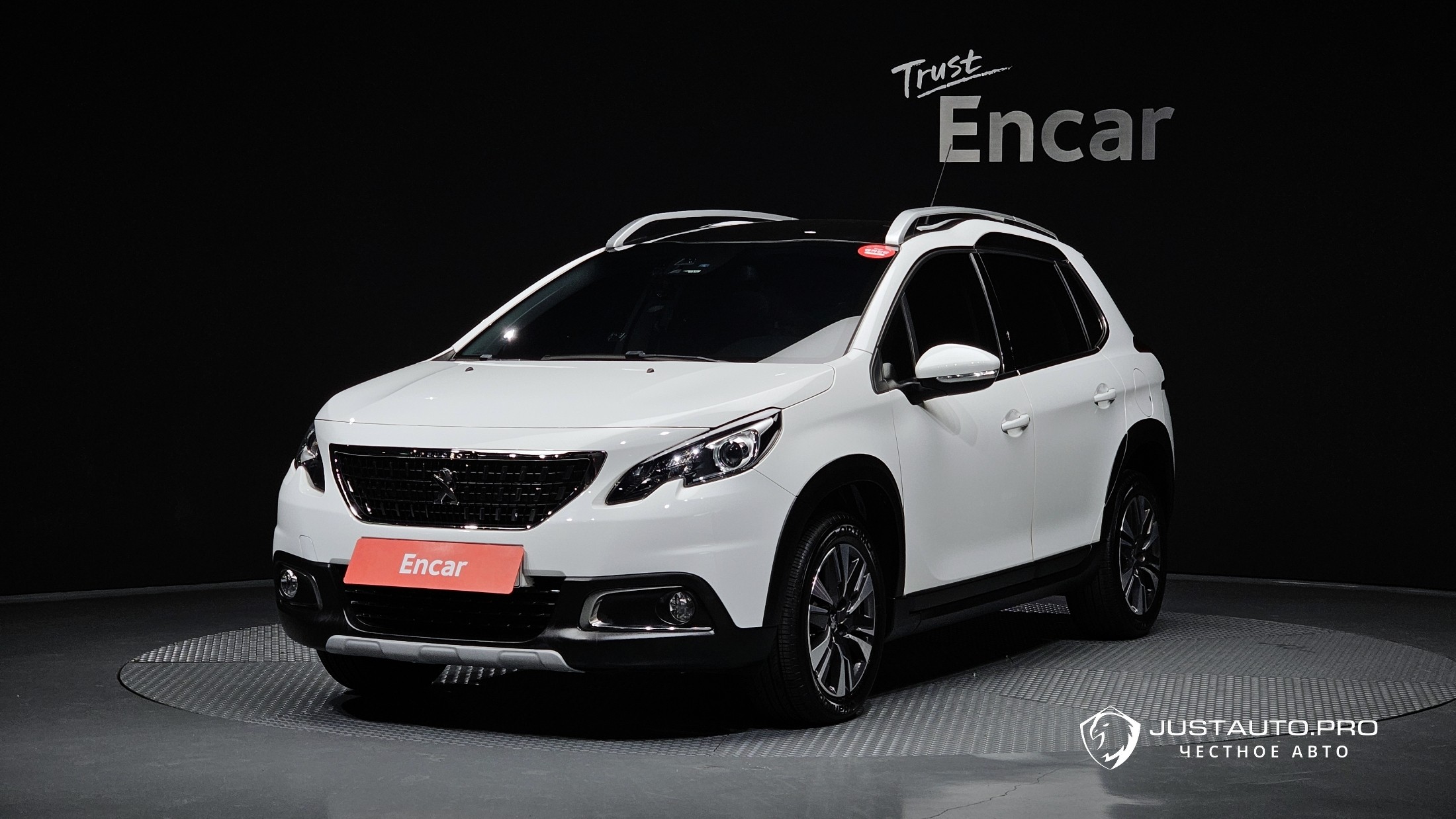 Автомобиль Peugeot 2008