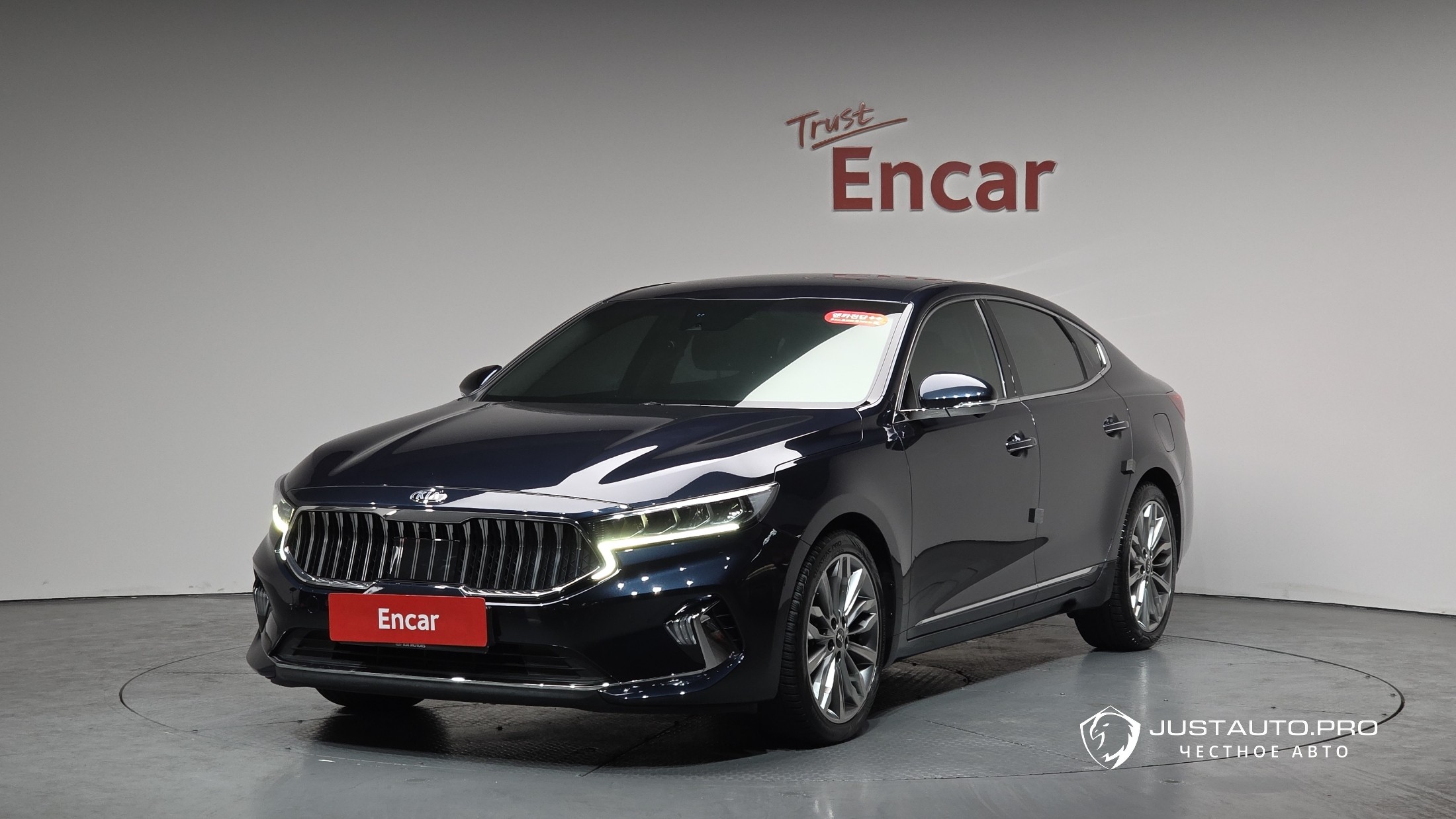 Автомобиль Kia K7