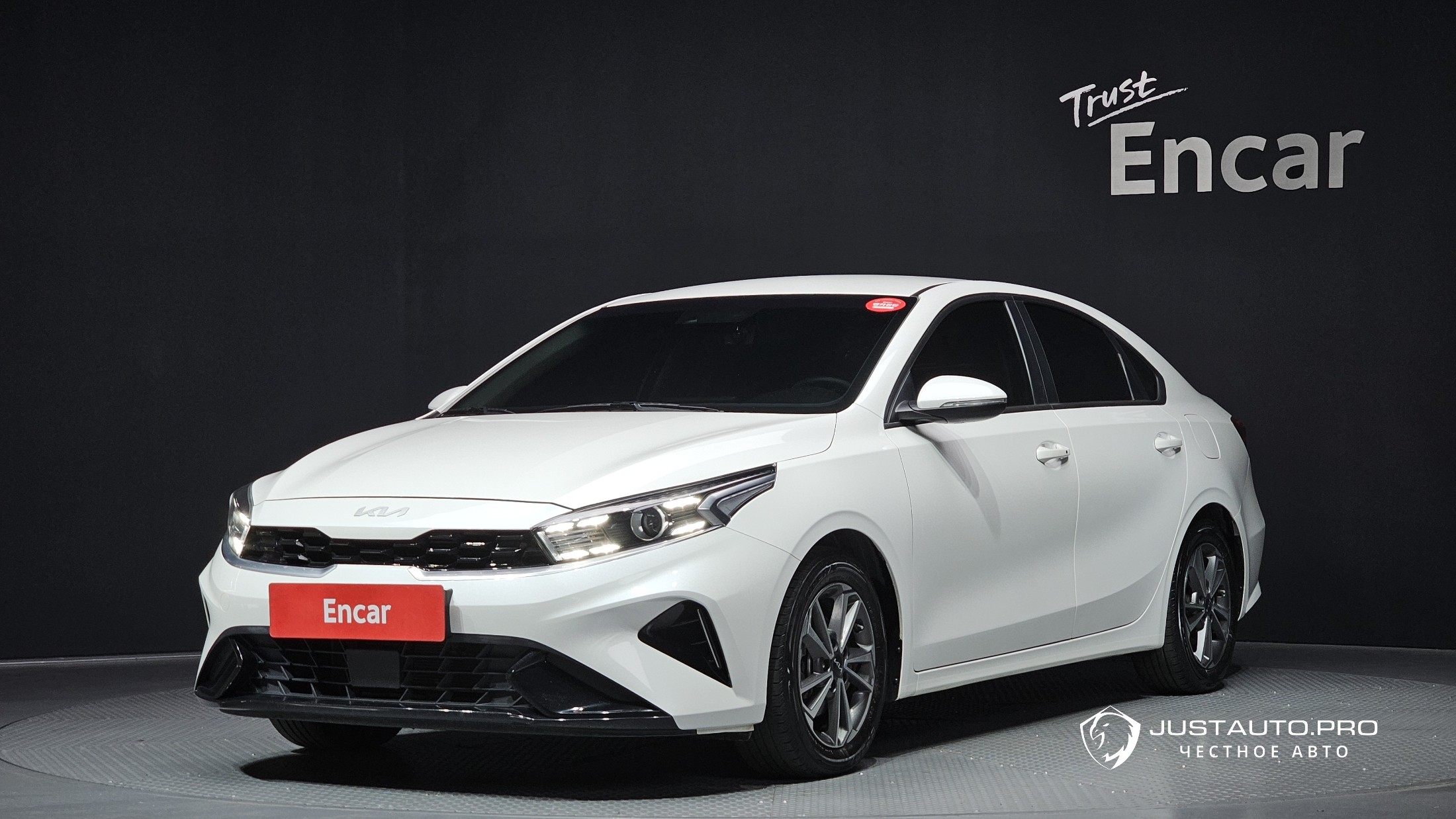 Автомобиль Kia K3