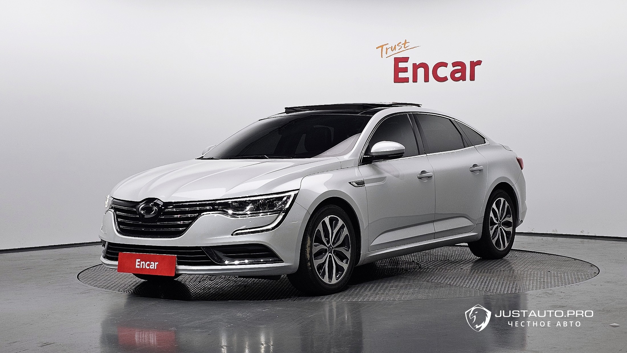 Автомобиль Renault-KoreaSamsung SM6