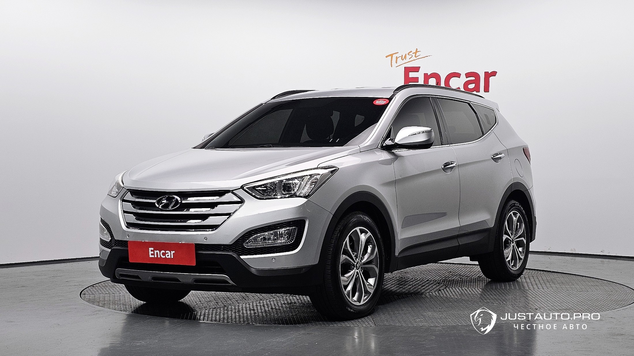 Автомобиль Hyundai Santafe