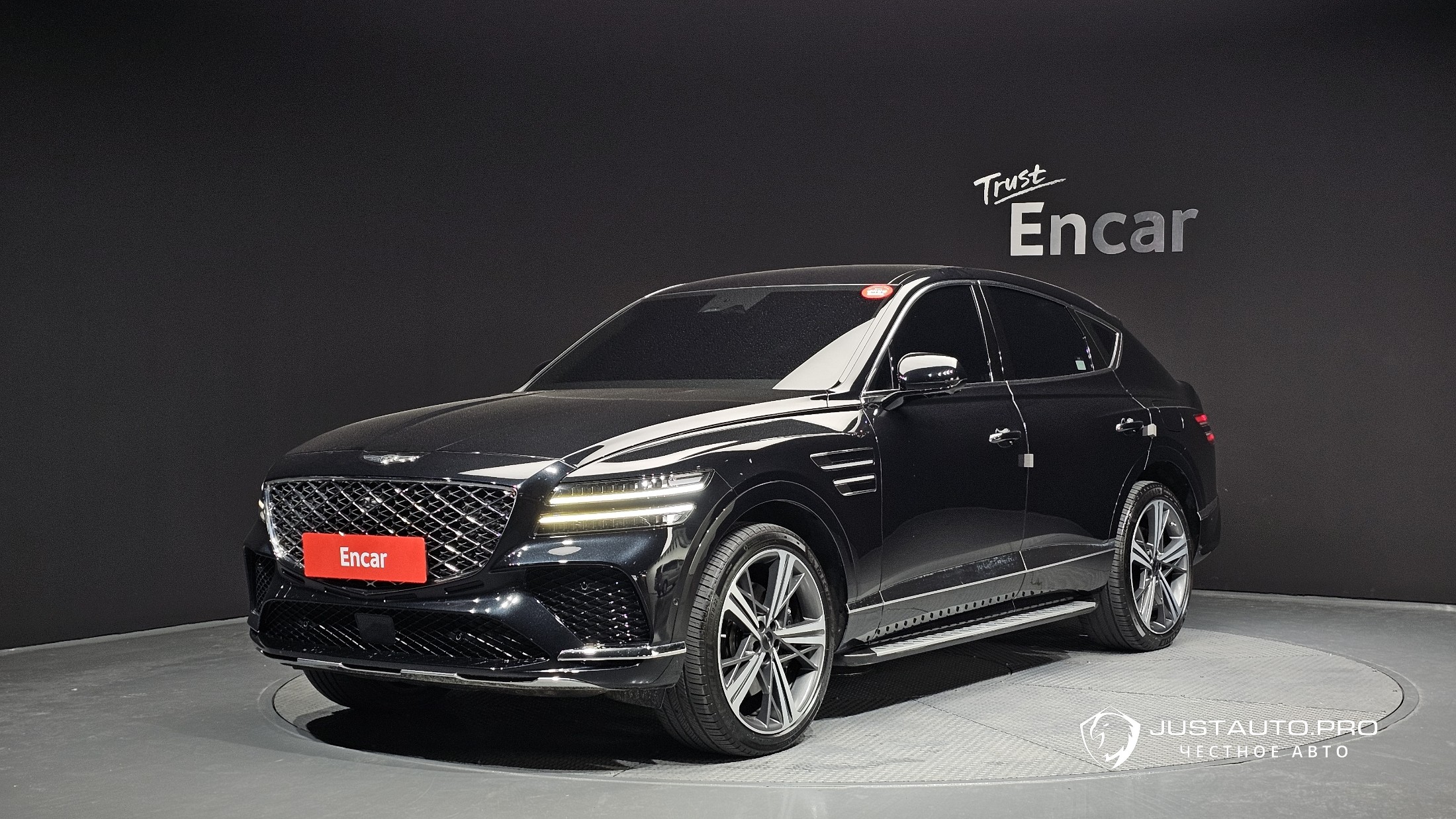 Автомобиль Genesis GV80