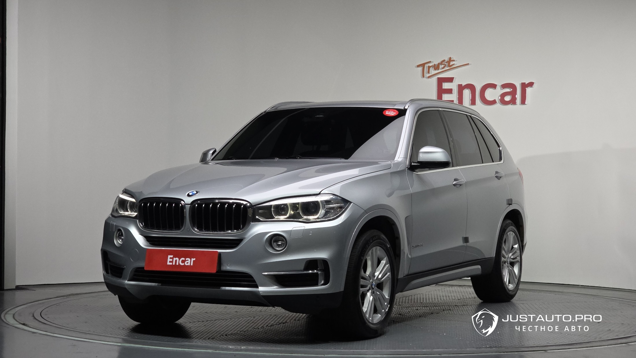 Автомобиль BMW X5
