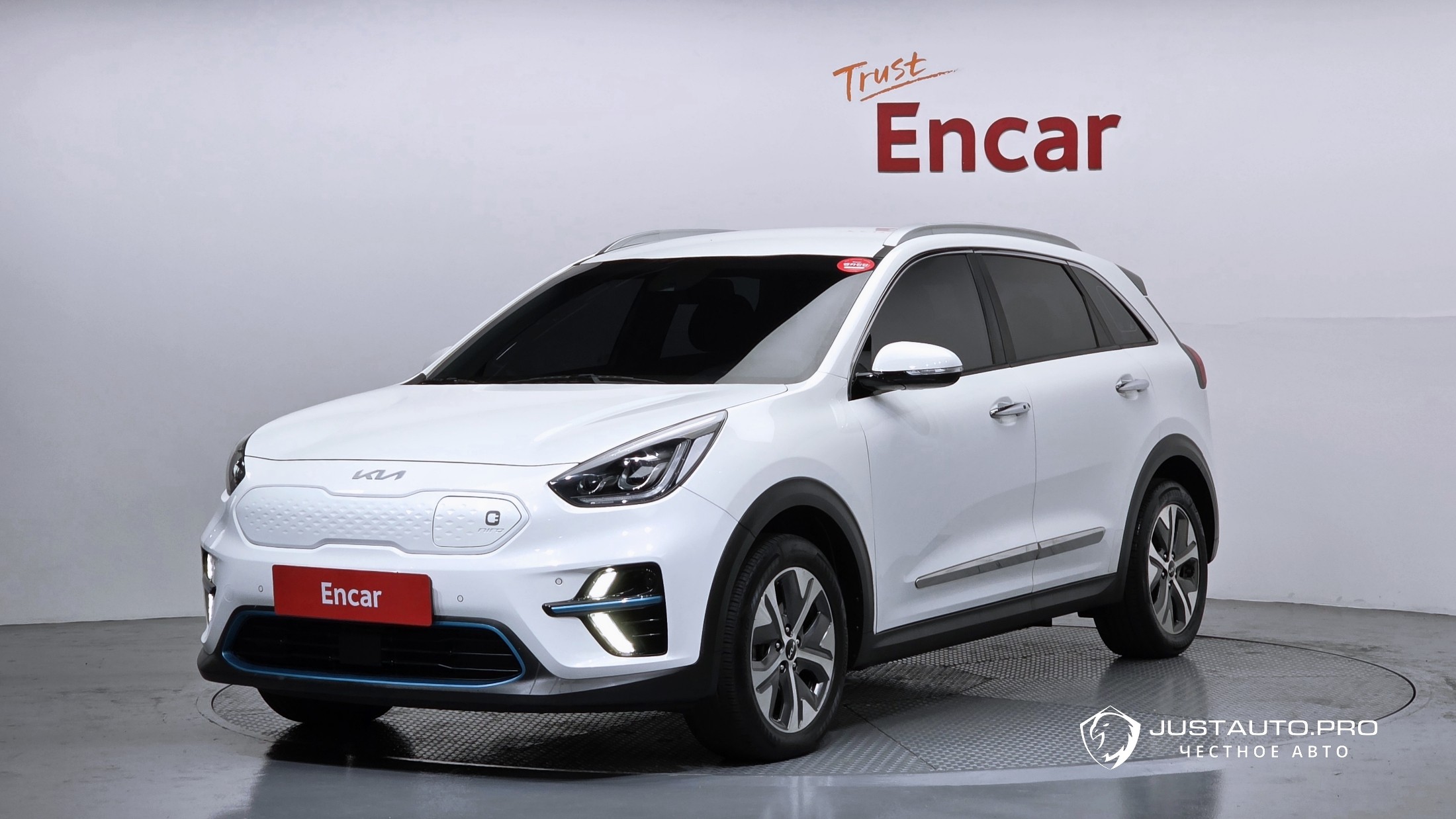 Автомобиль Kia Niro