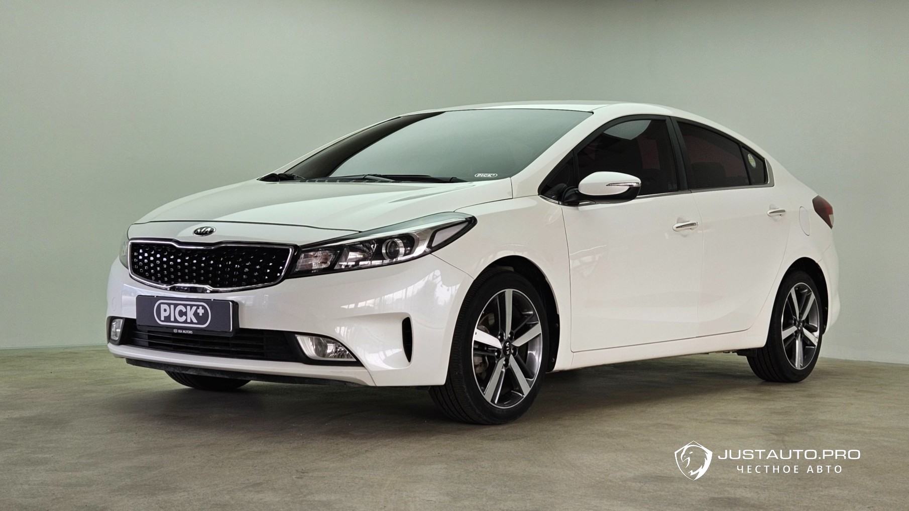 Автомобиль Kia K3