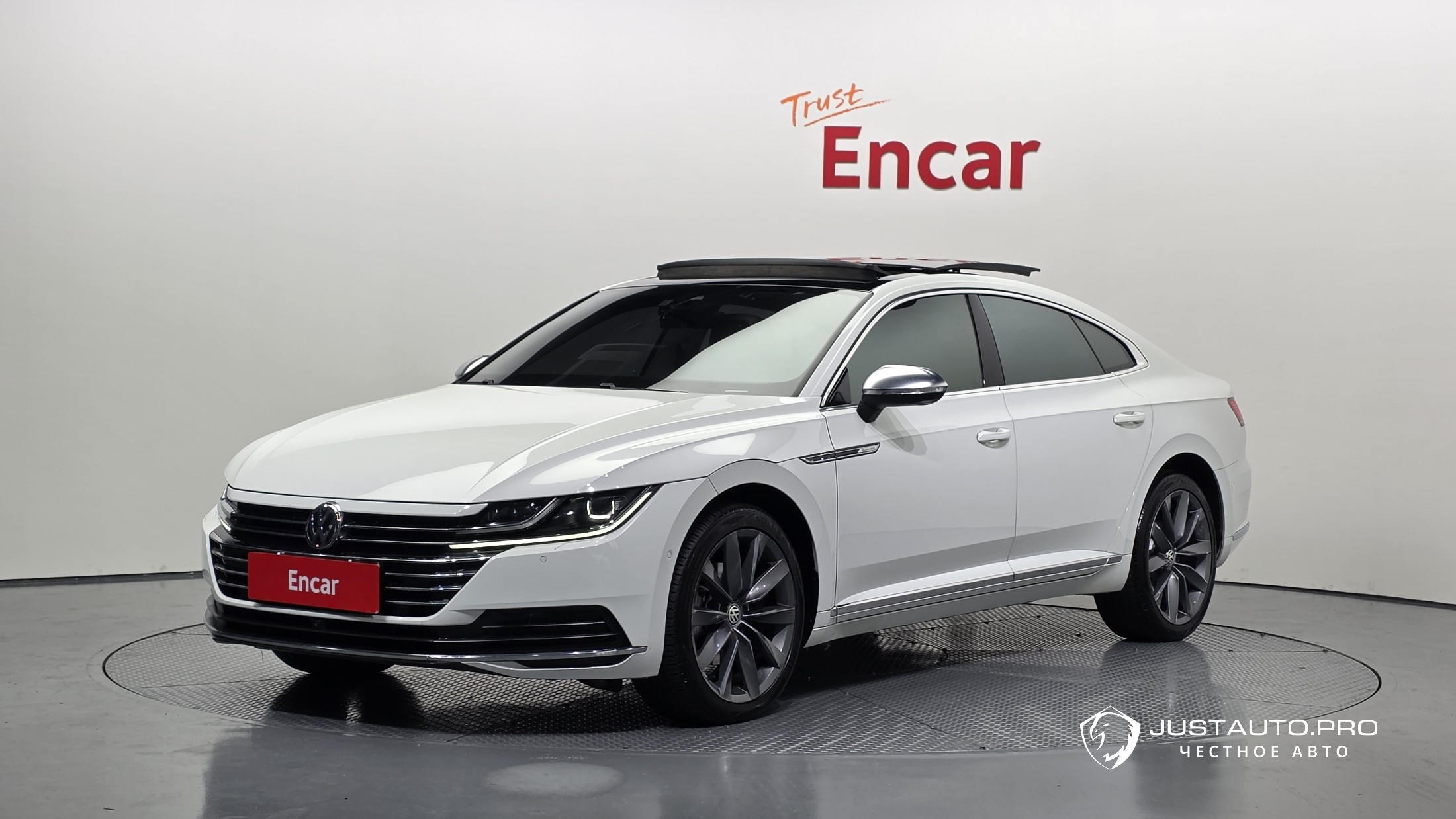 Автомобиль Volkswagen Arteon
