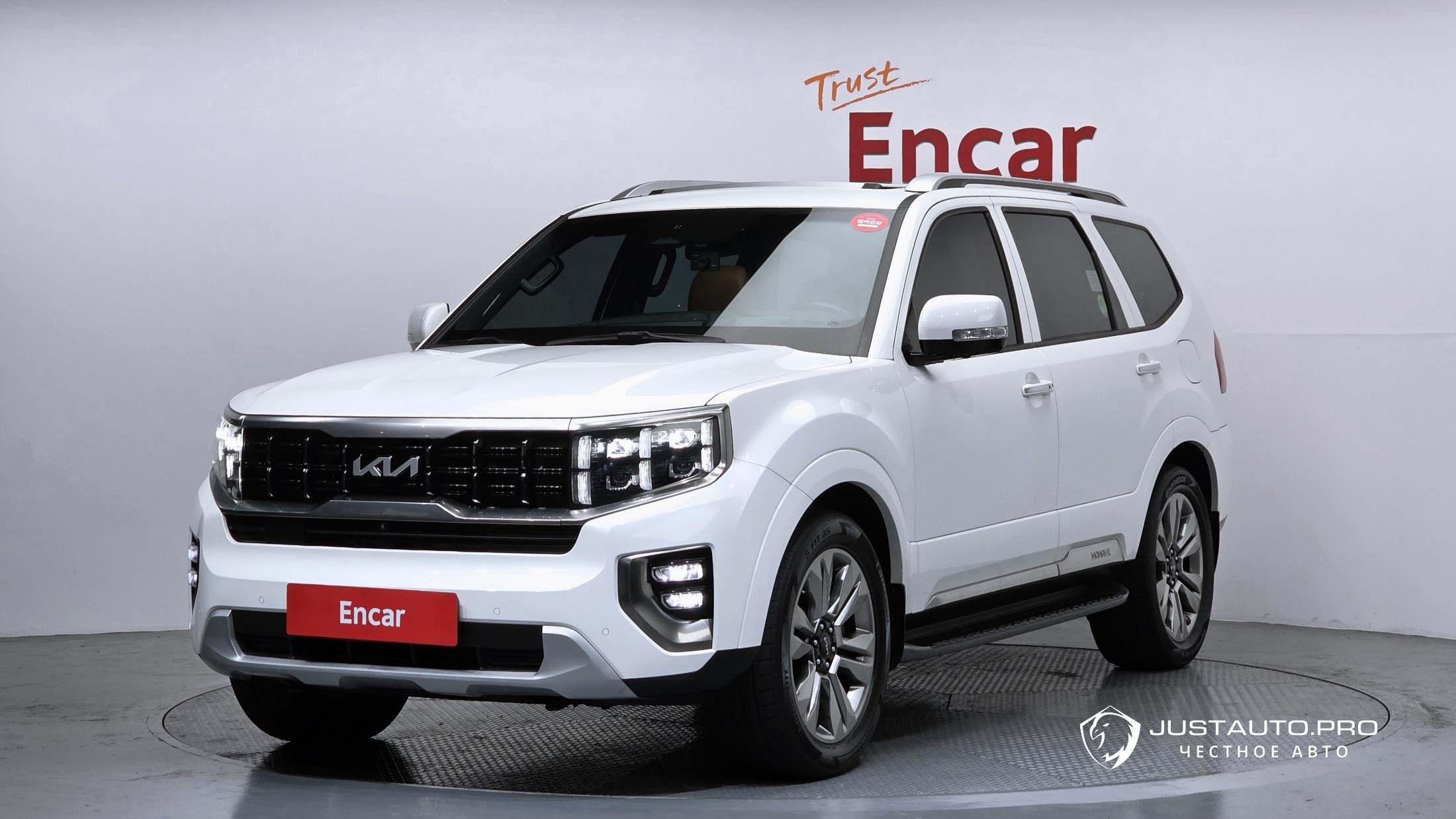 Автомобиль Kia Mohave