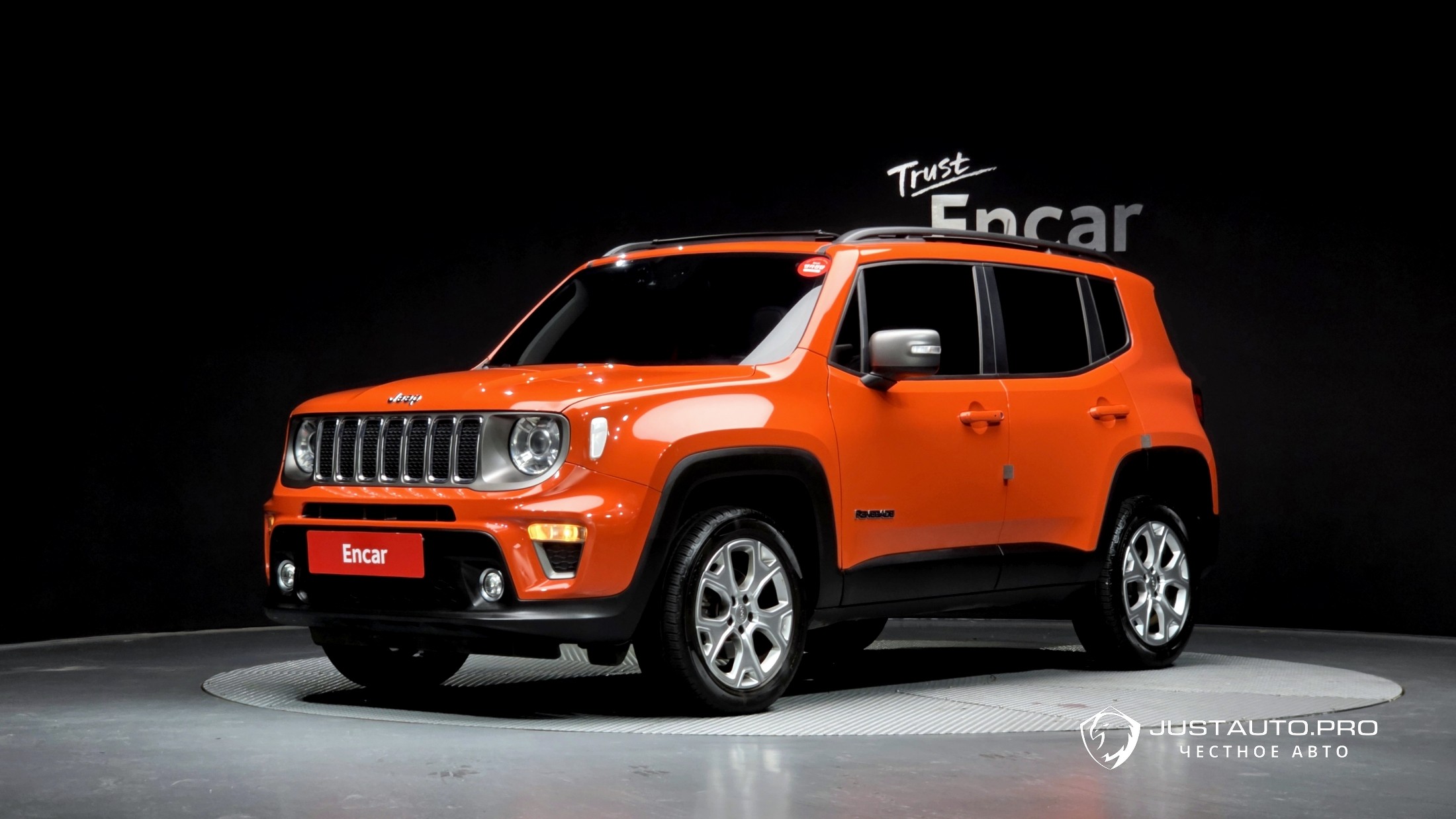 Автомобиль Jeep Renegade