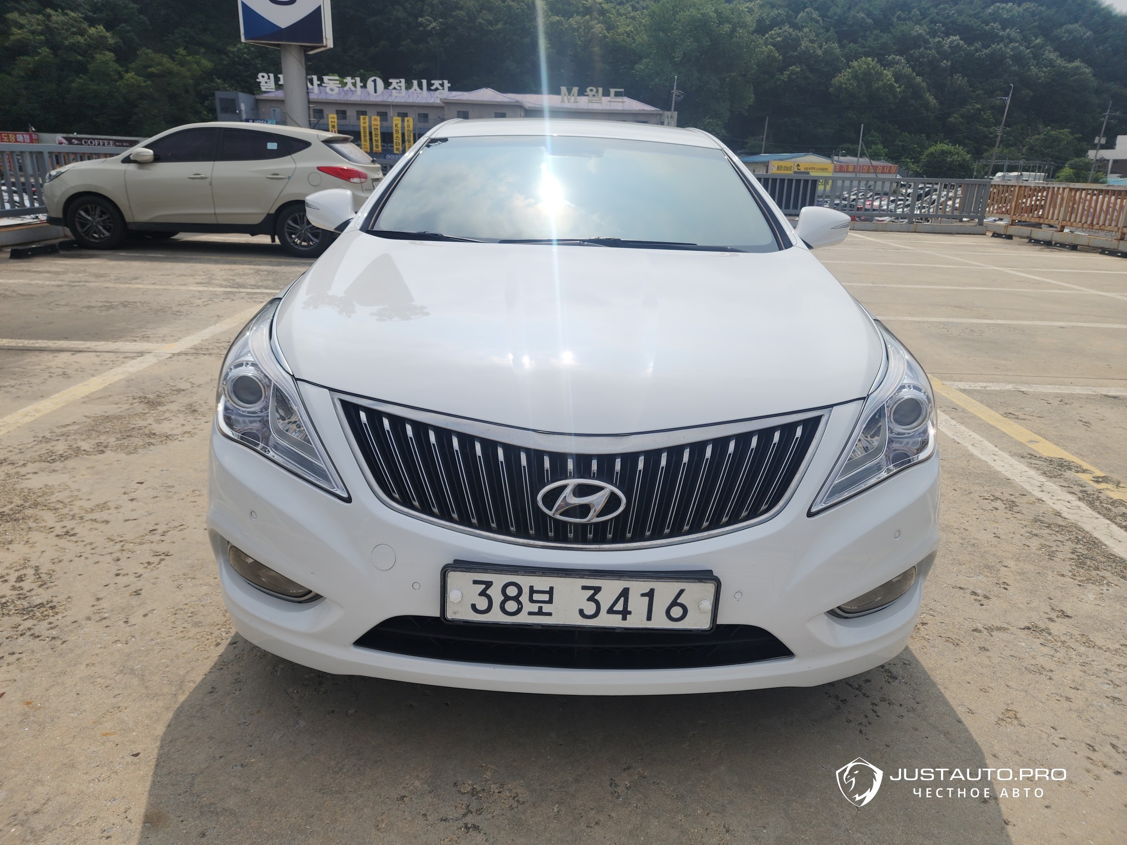 Автомобиль Hyundai Grandeur