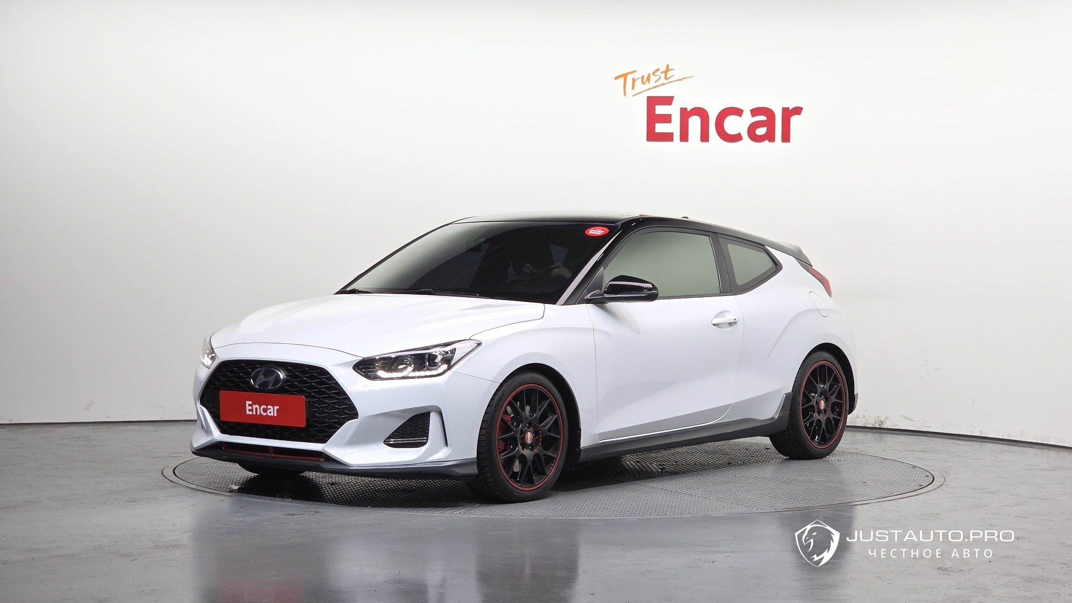 Автомобиль Hyundai Veloster