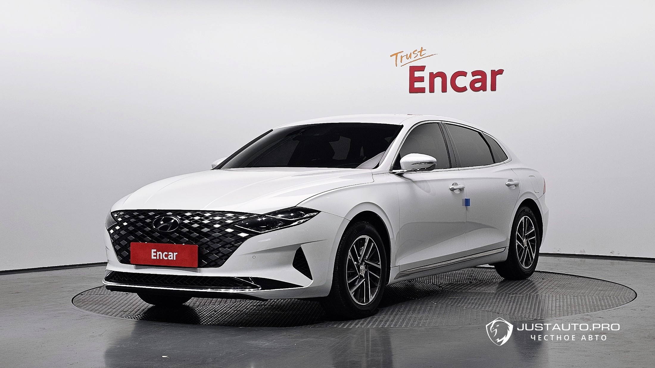 Автомобиль Hyundai Grandeur
