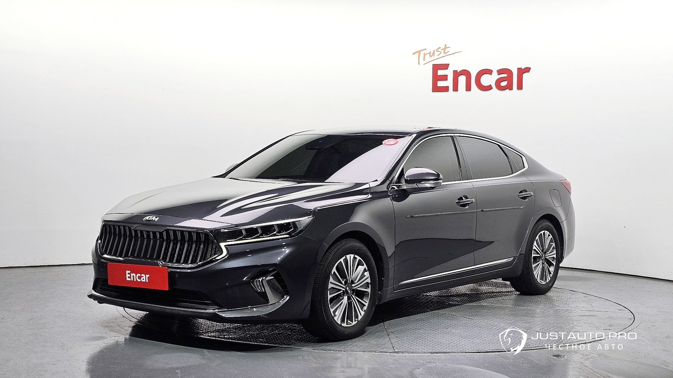Автомобиль Kia K7