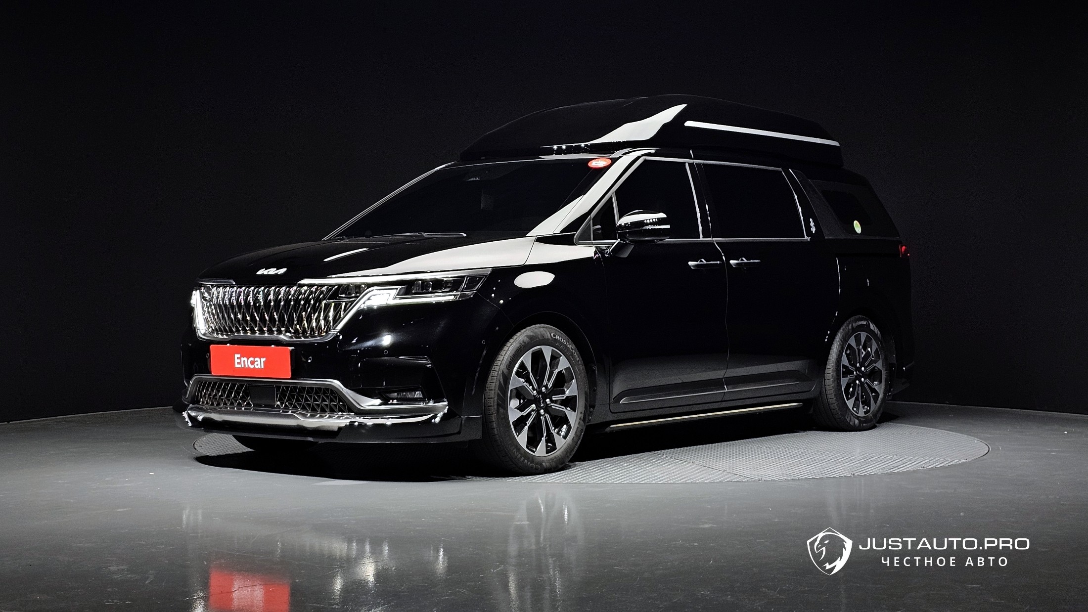 Автомобиль Kia Canival