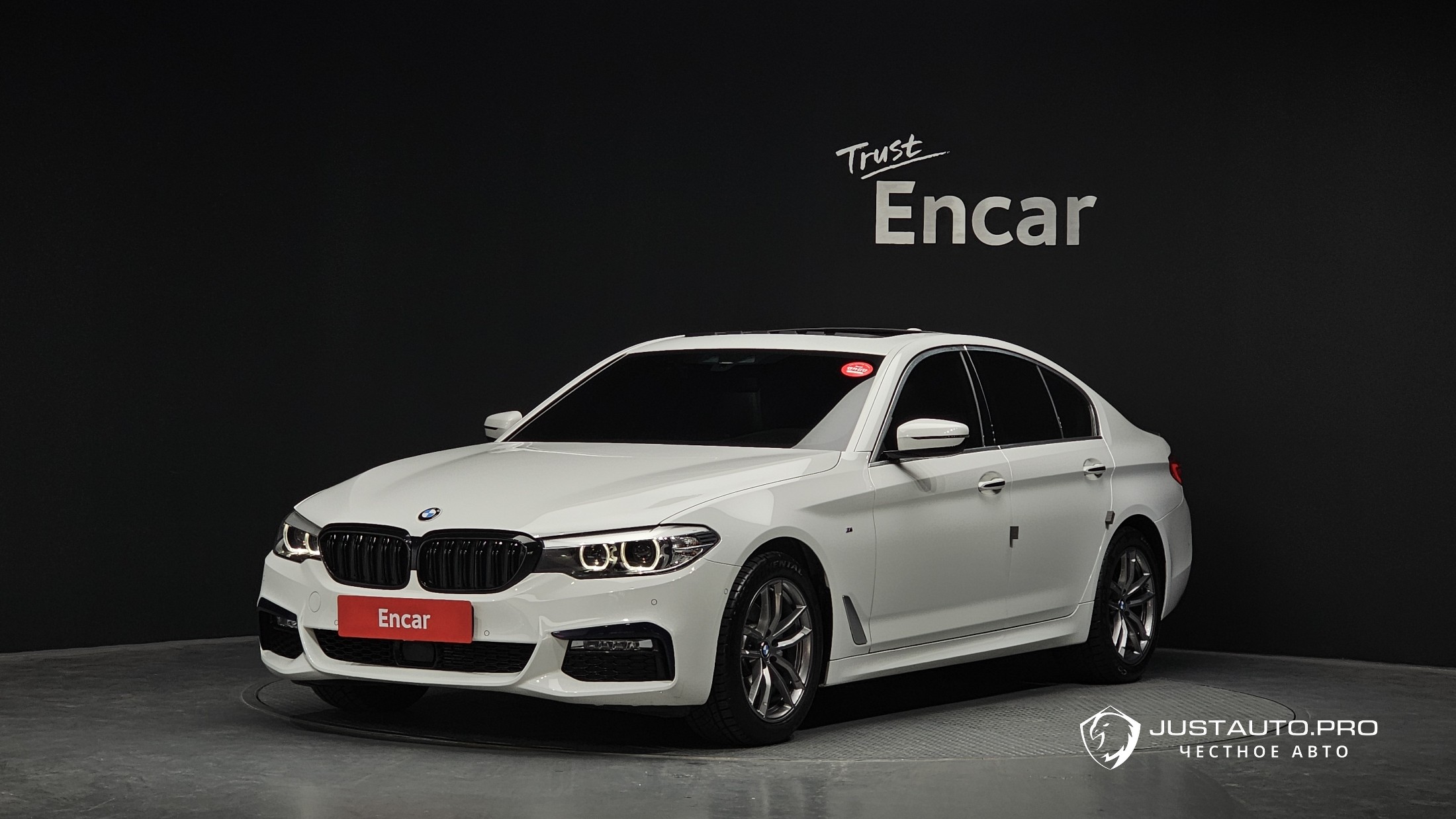 Автомобиль BMW 5-Series