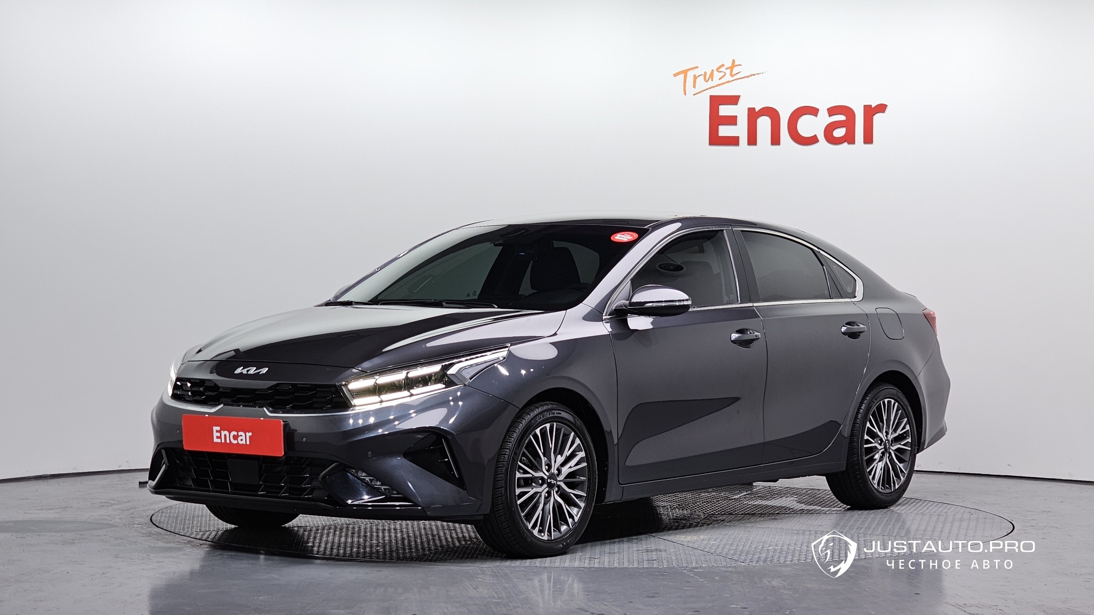 Автомобиль Kia K3