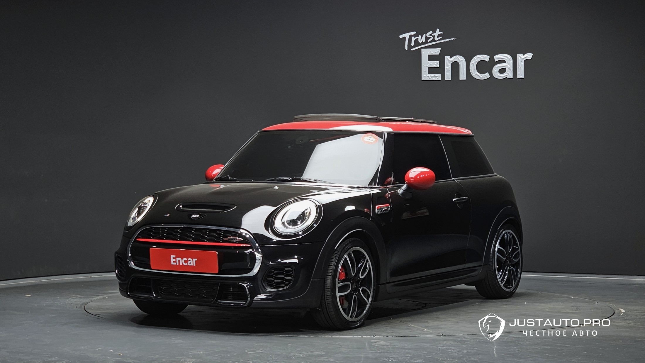 Автомобиль Mini Cooper