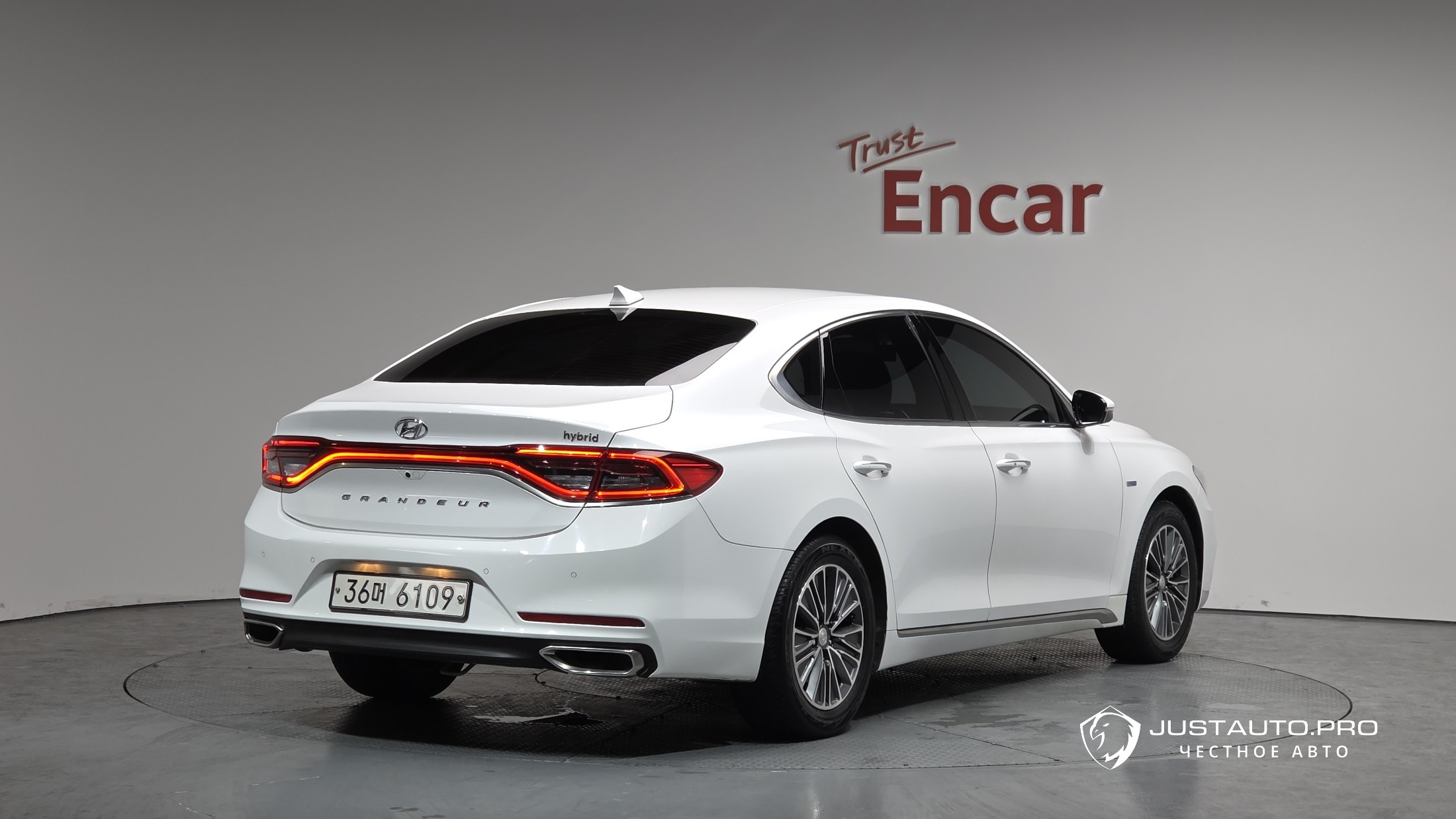 Автомобиль Hyundai Grandeur