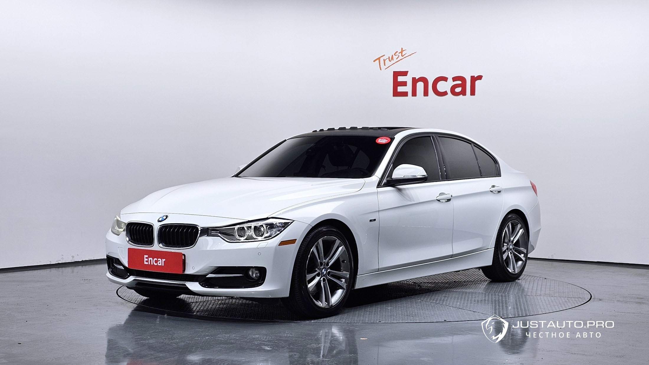 Автомобиль BMW 3-Series
