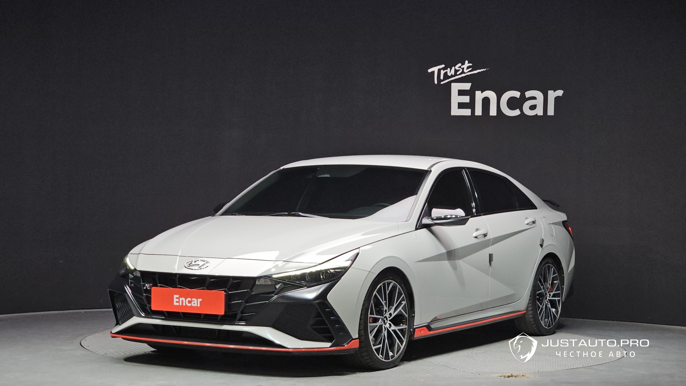 Автомобиль Hyundai AVANTE