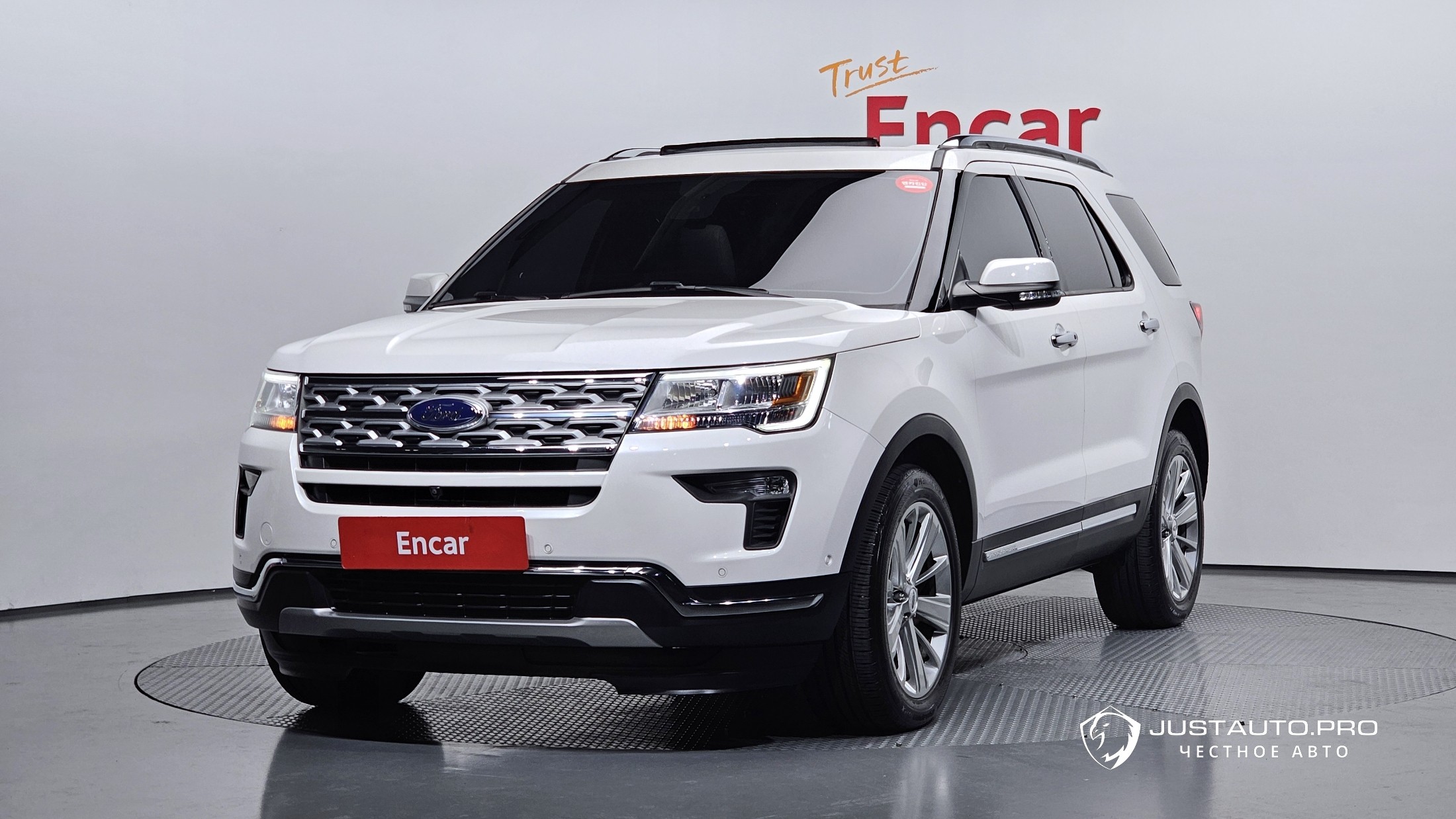 Автомобиль Ford Explorer