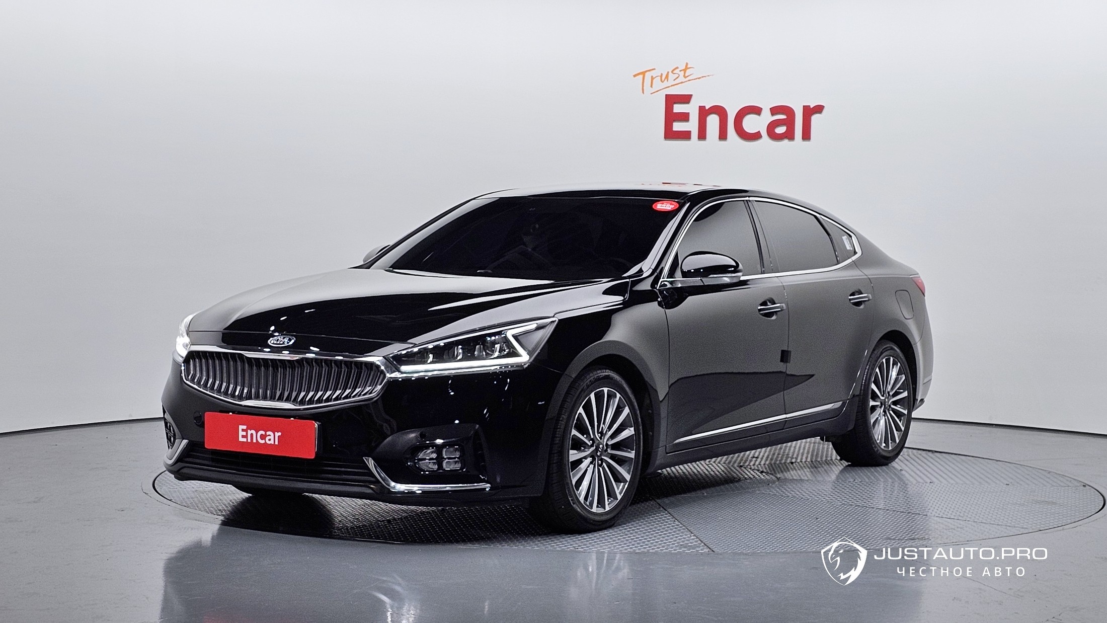 Автомобиль Kia K7