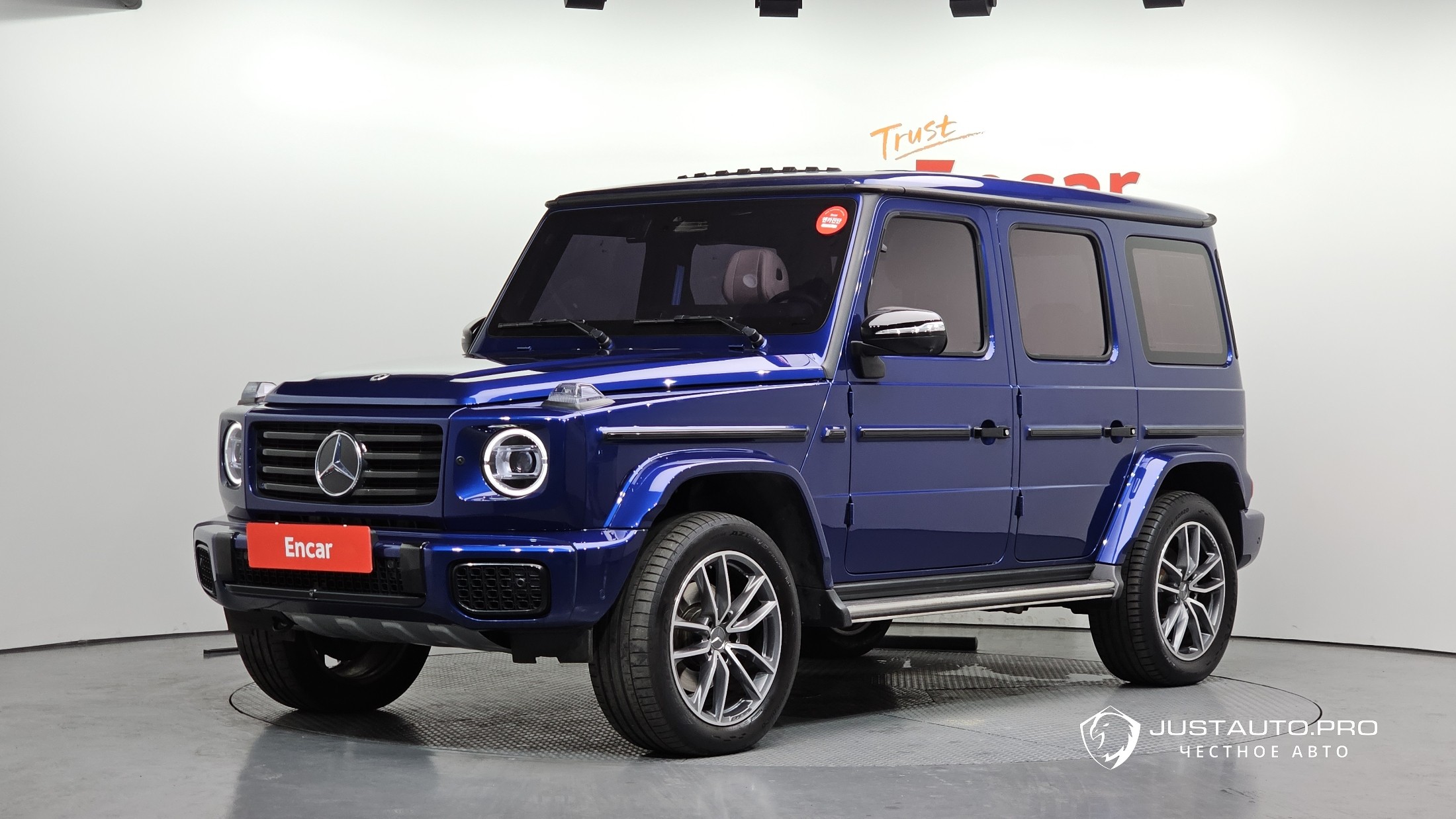 Автомобиль Mercedes-Benz G-Class