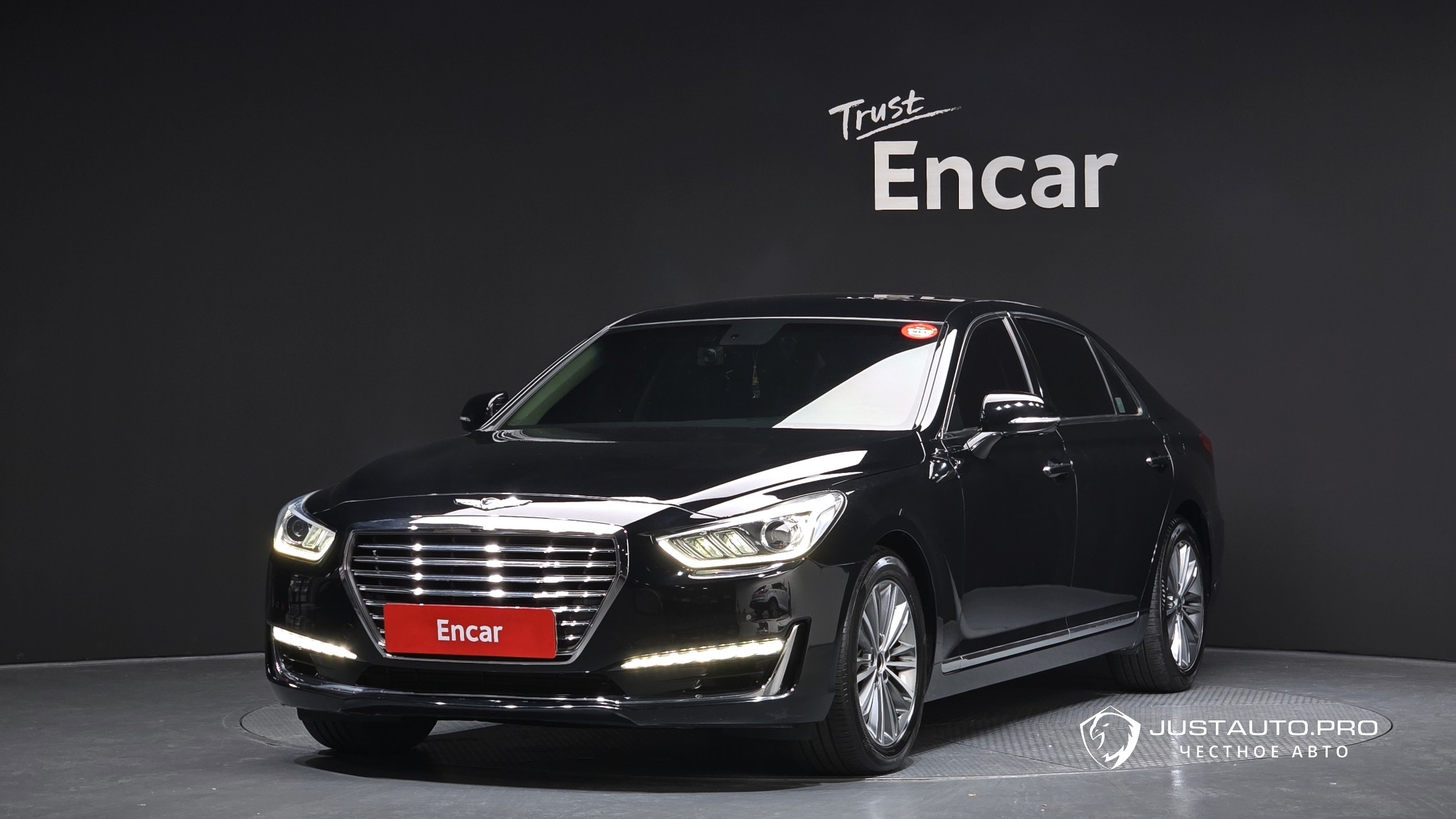 Автомобиль Genesis EQ900