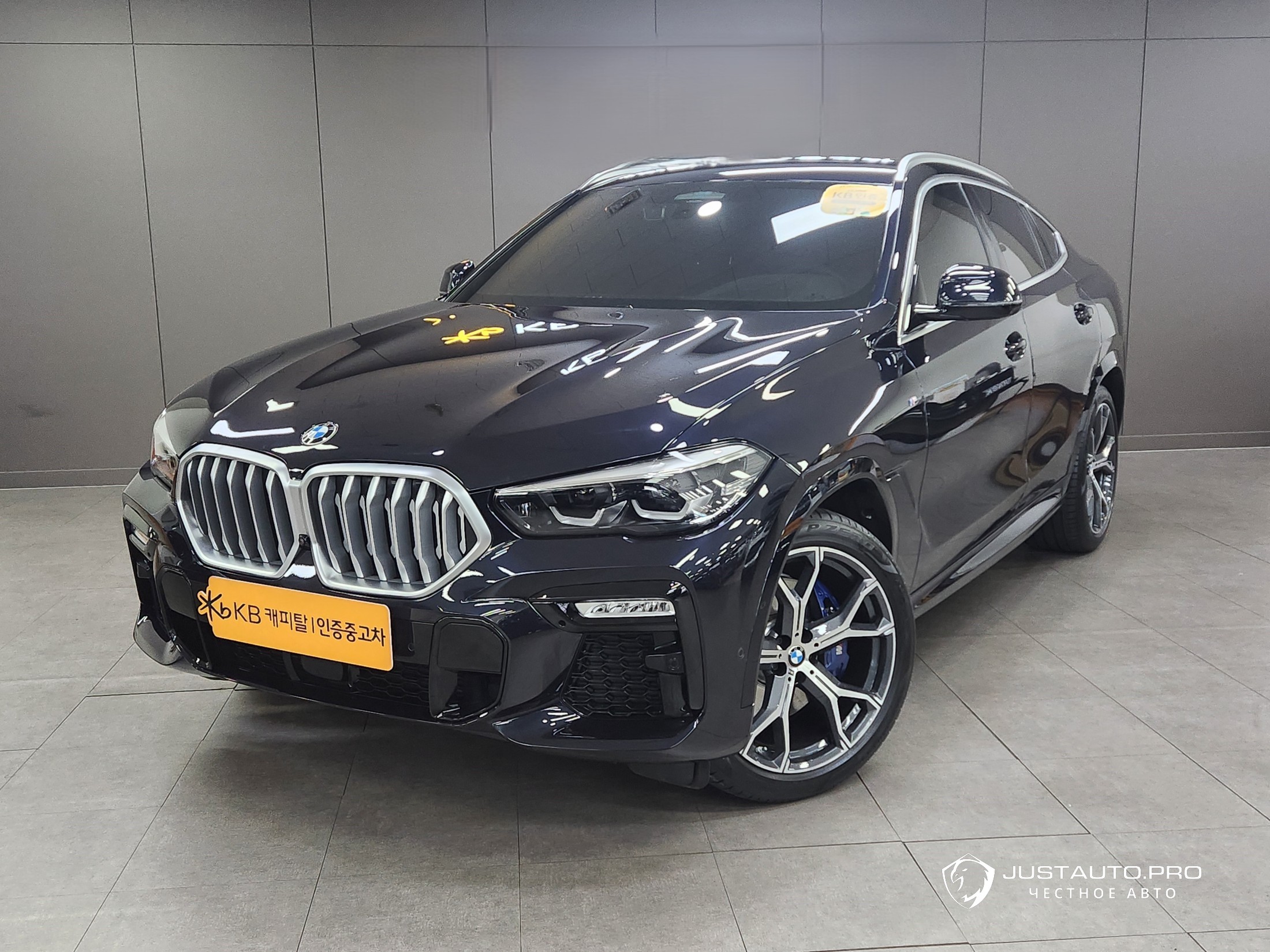 Автомобиль BMW X6