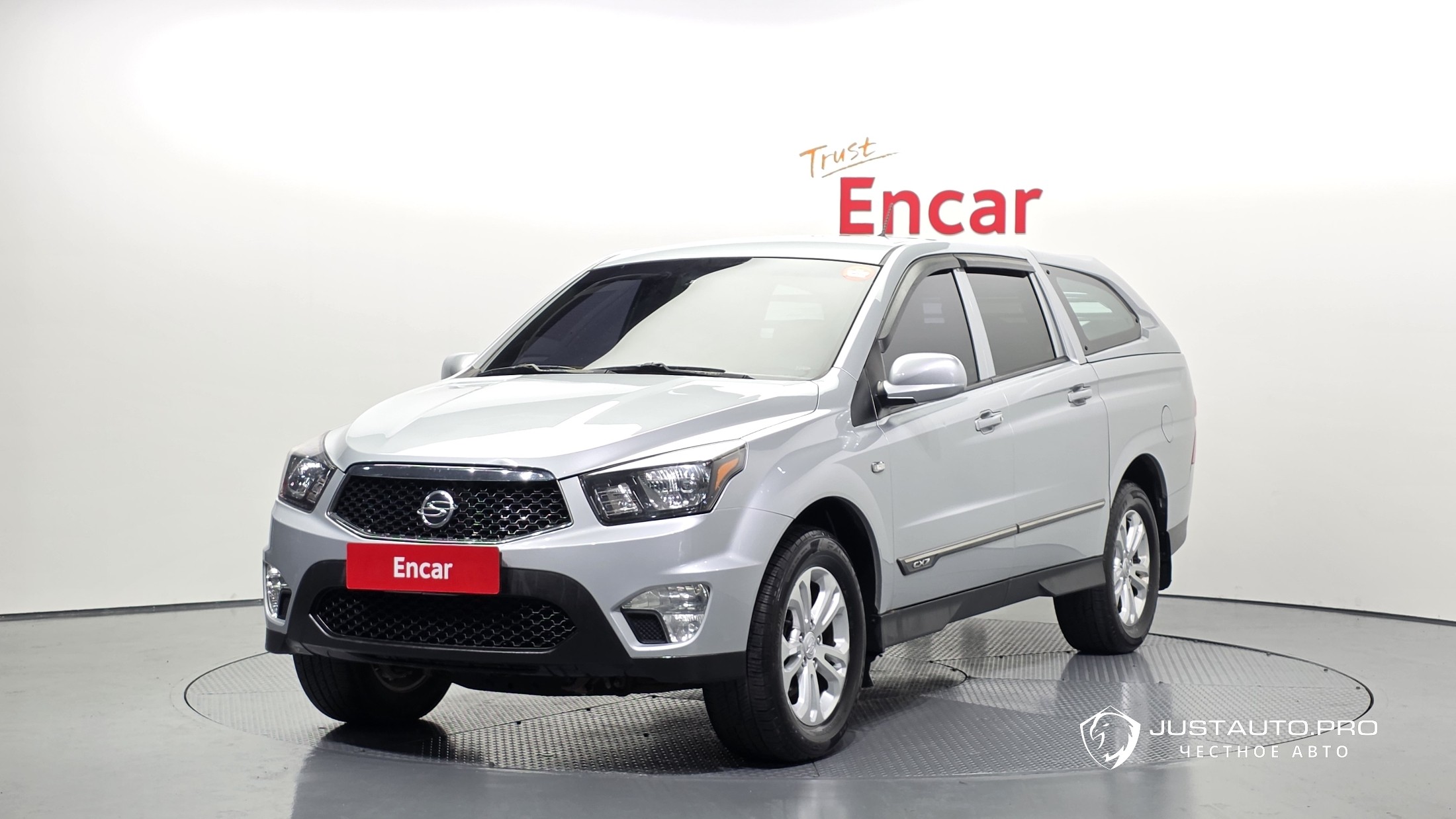 Автомобиль KG_Mobility_Ssangyong KORANDO