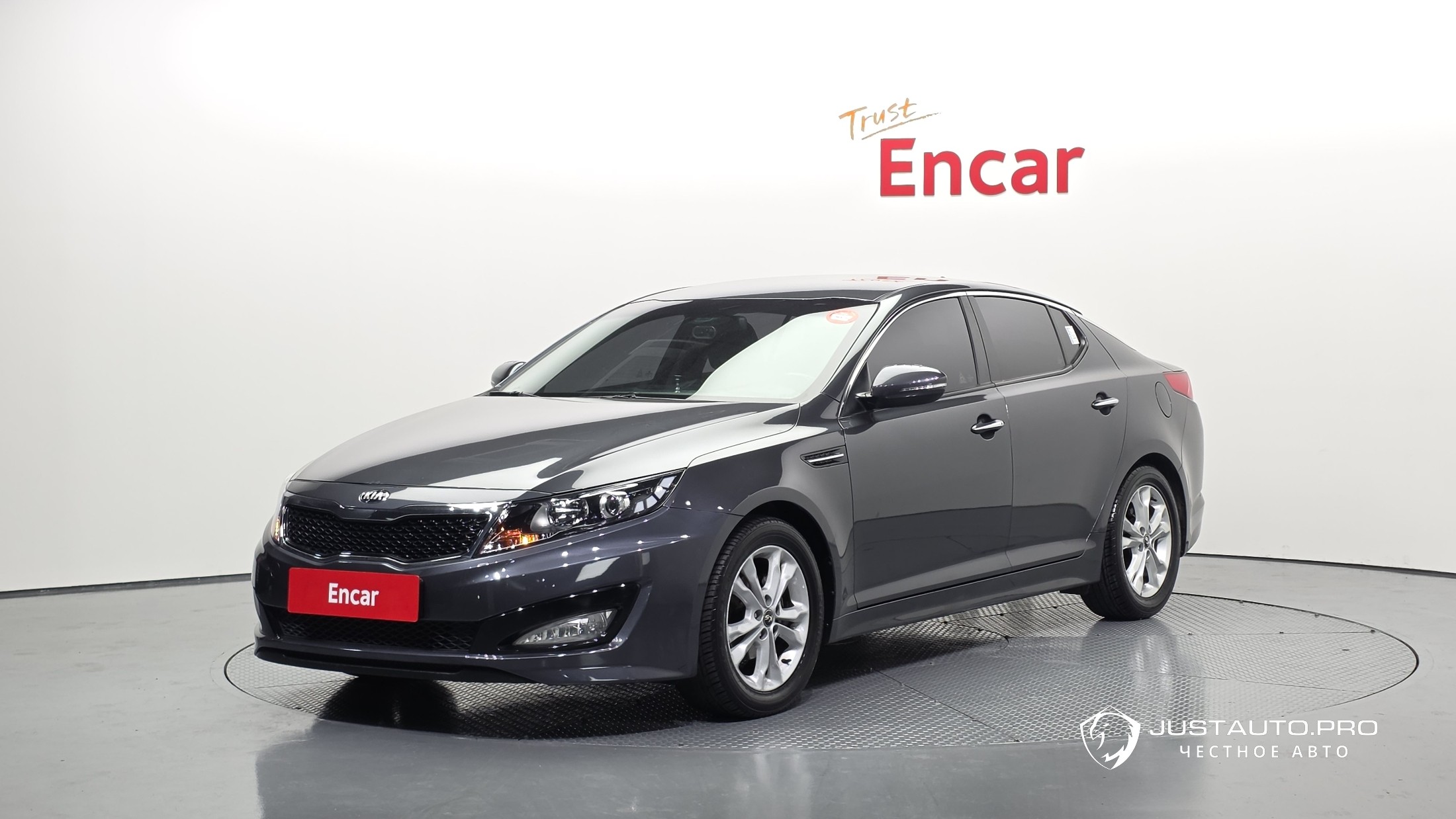 Автомобиль Kia K5