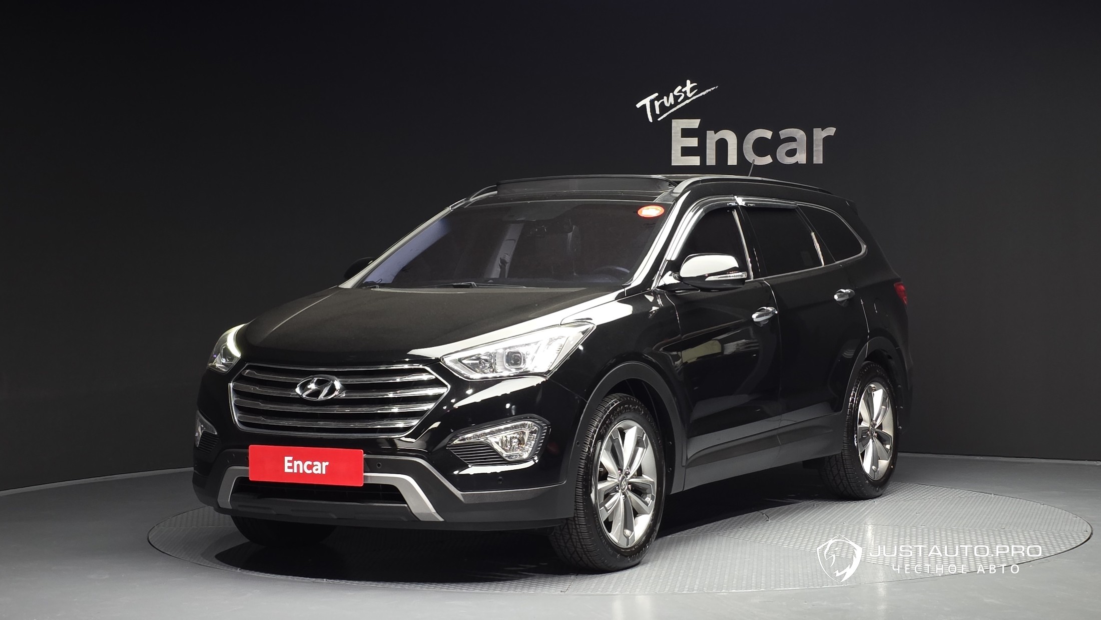 Автомобиль Hyundai Maxcruz