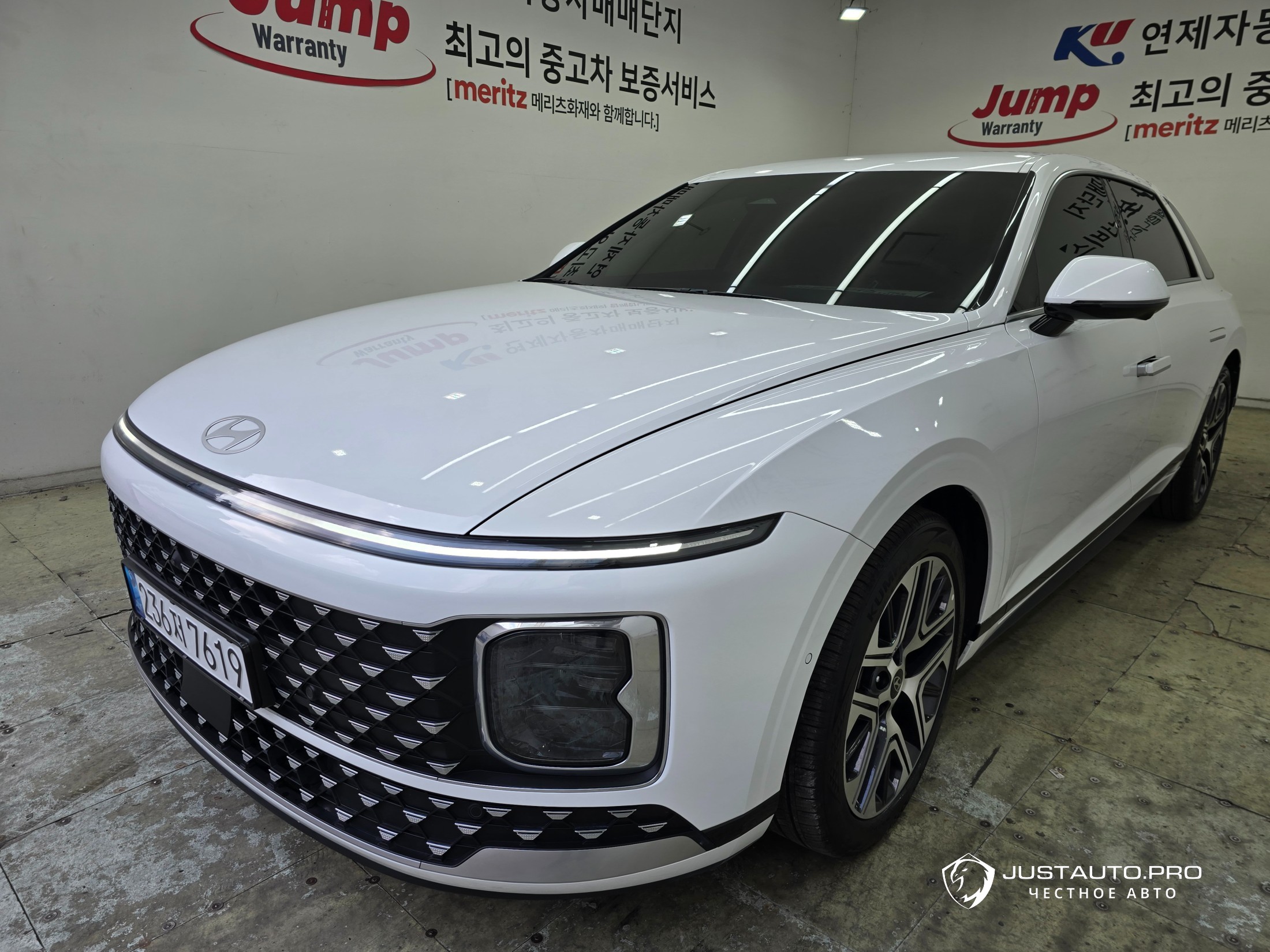 Автомобиль Hyundai Grandeur
