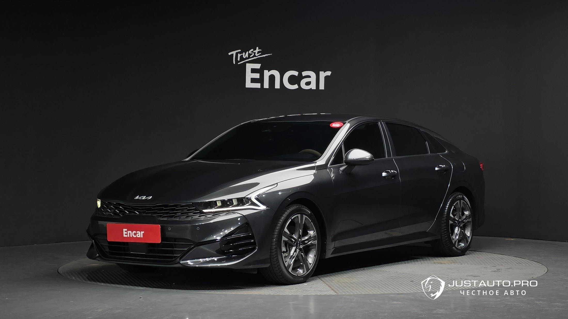 Автомобиль Kia K5