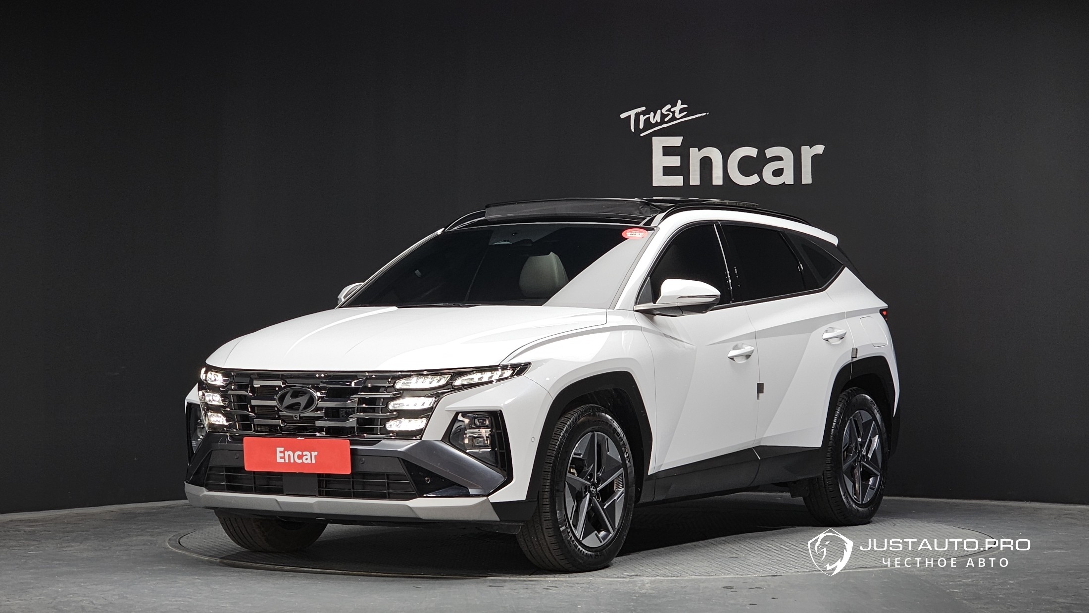 Автомобиль Hyundai Tucson