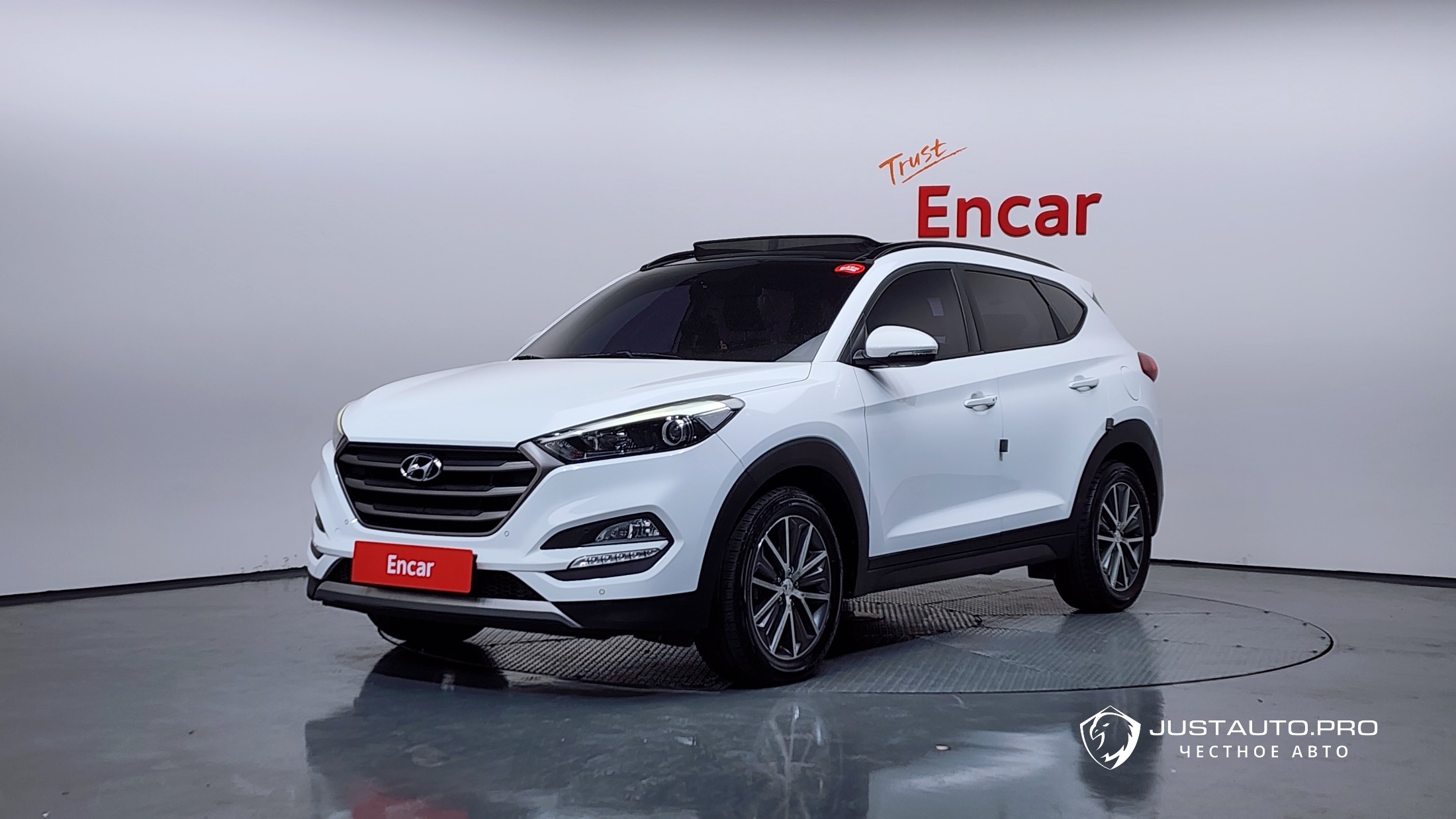 Автомобиль Hyundai Tucson