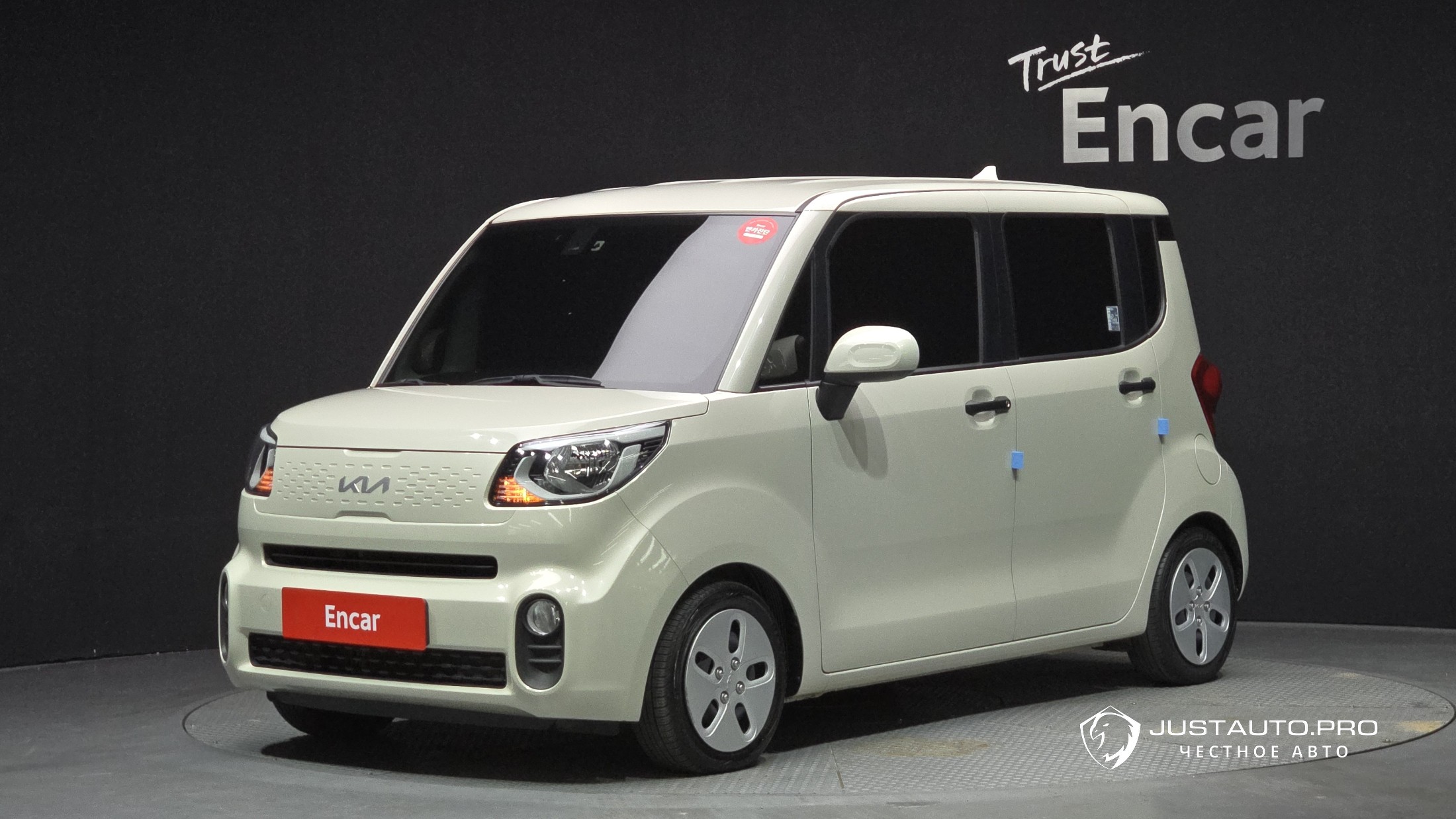 Автомобиль Kia RAY