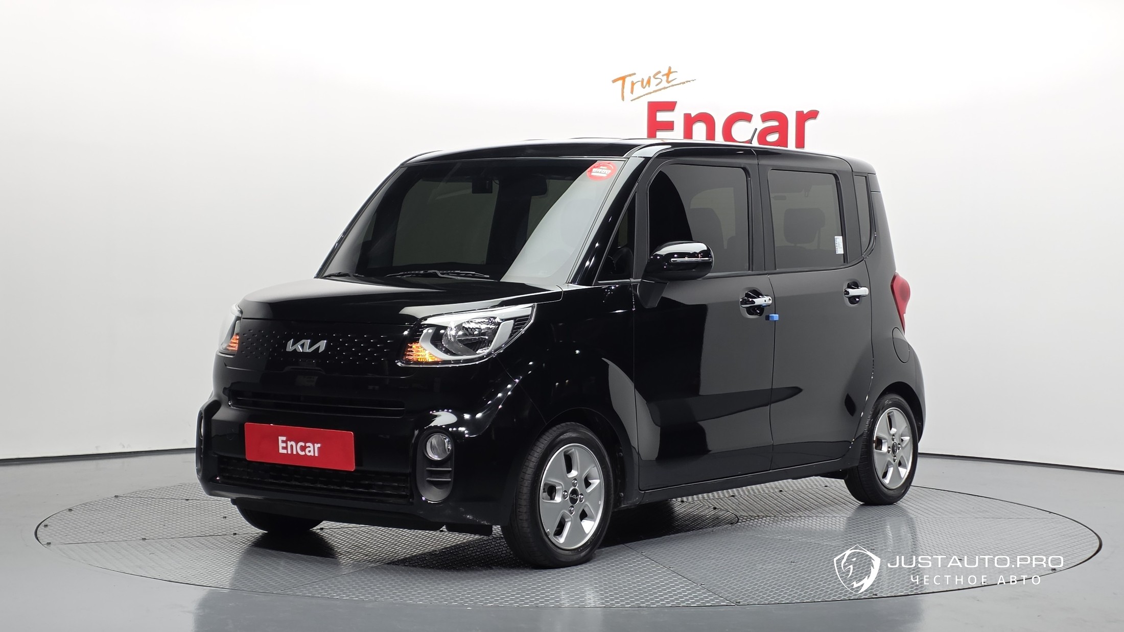 Автомобиль Kia RAY