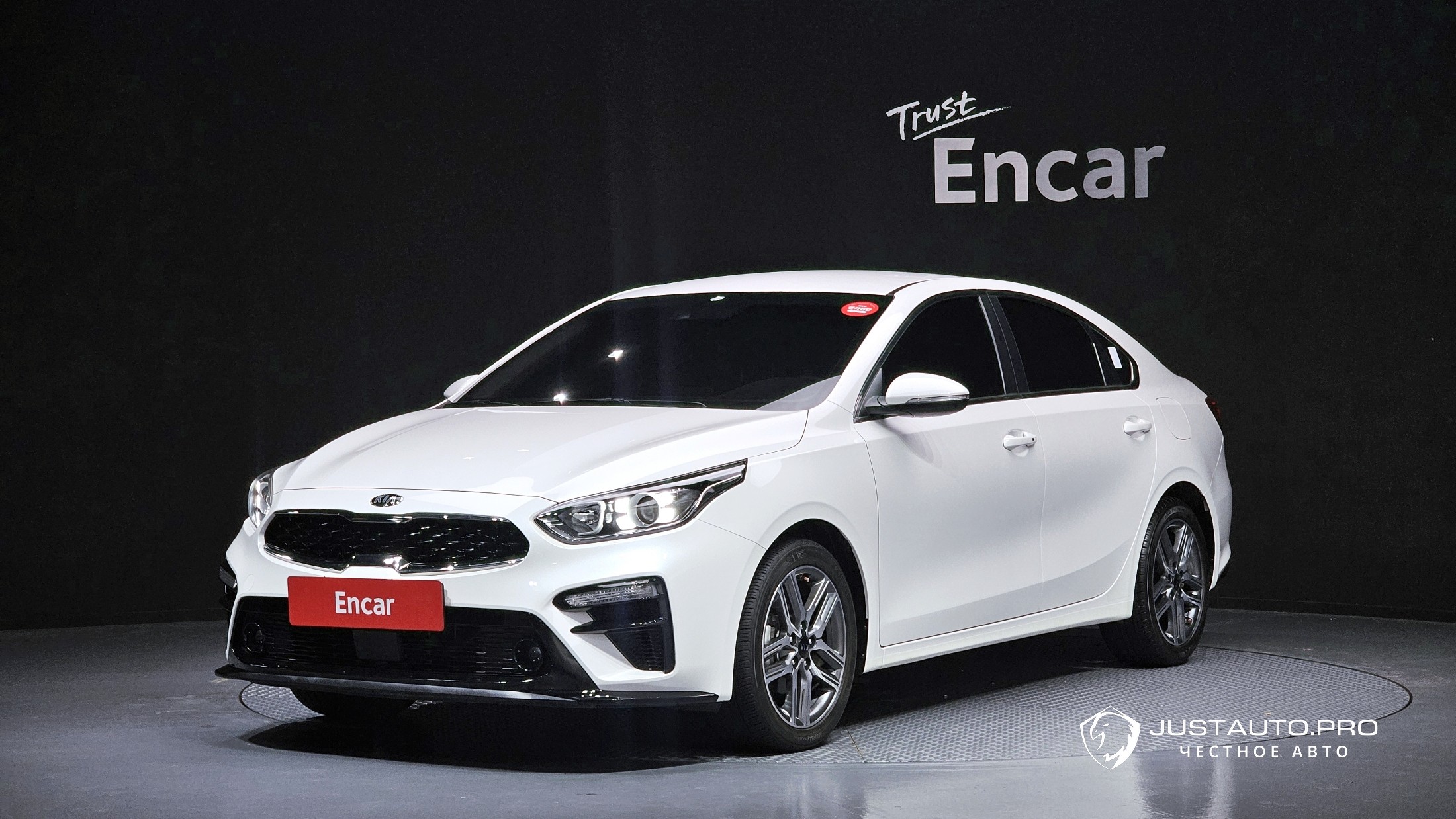 Автомобиль Kia K3