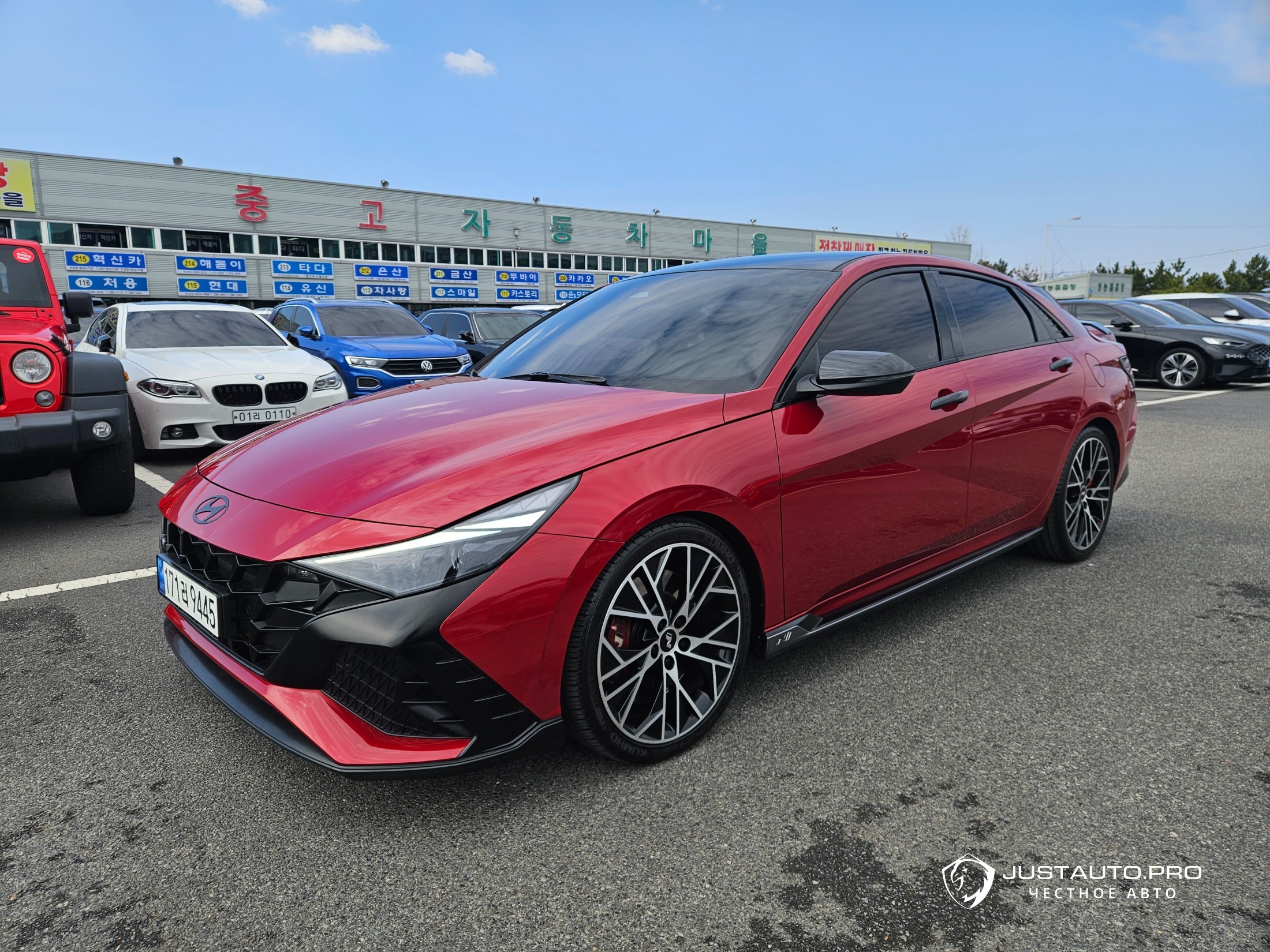 Автомобиль Hyundai AVANTE