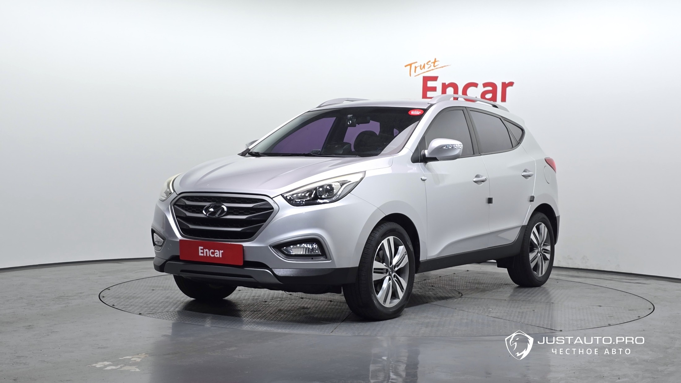 Автомобиль Hyundai Tucson