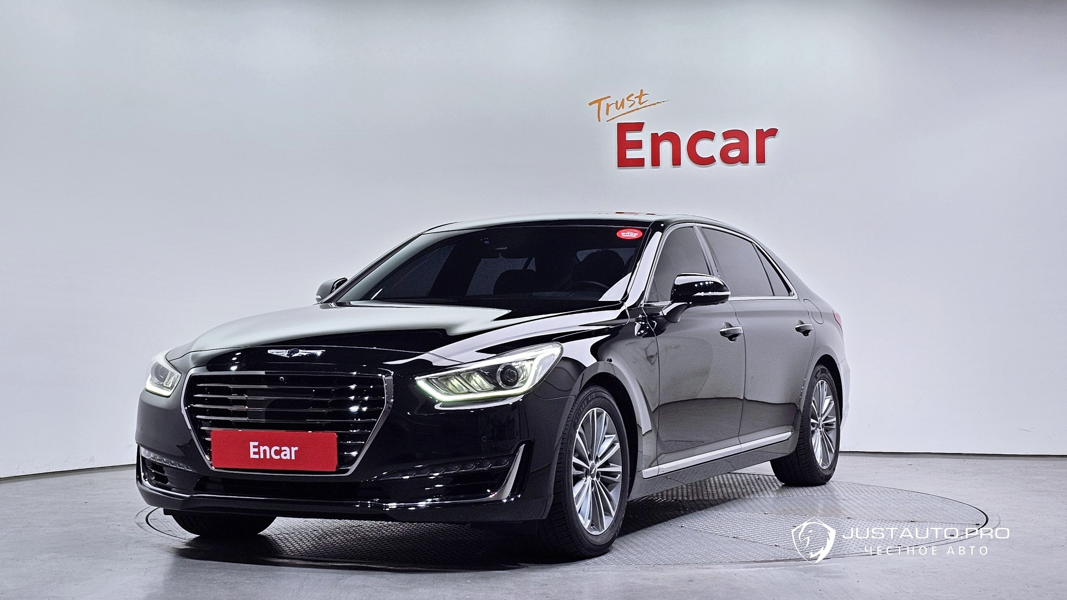 Автомобиль Genesis EQ900