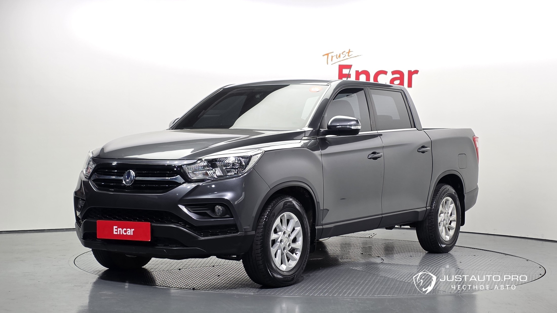 Автомобиль KG_Mobility_Ssangyong Rexton