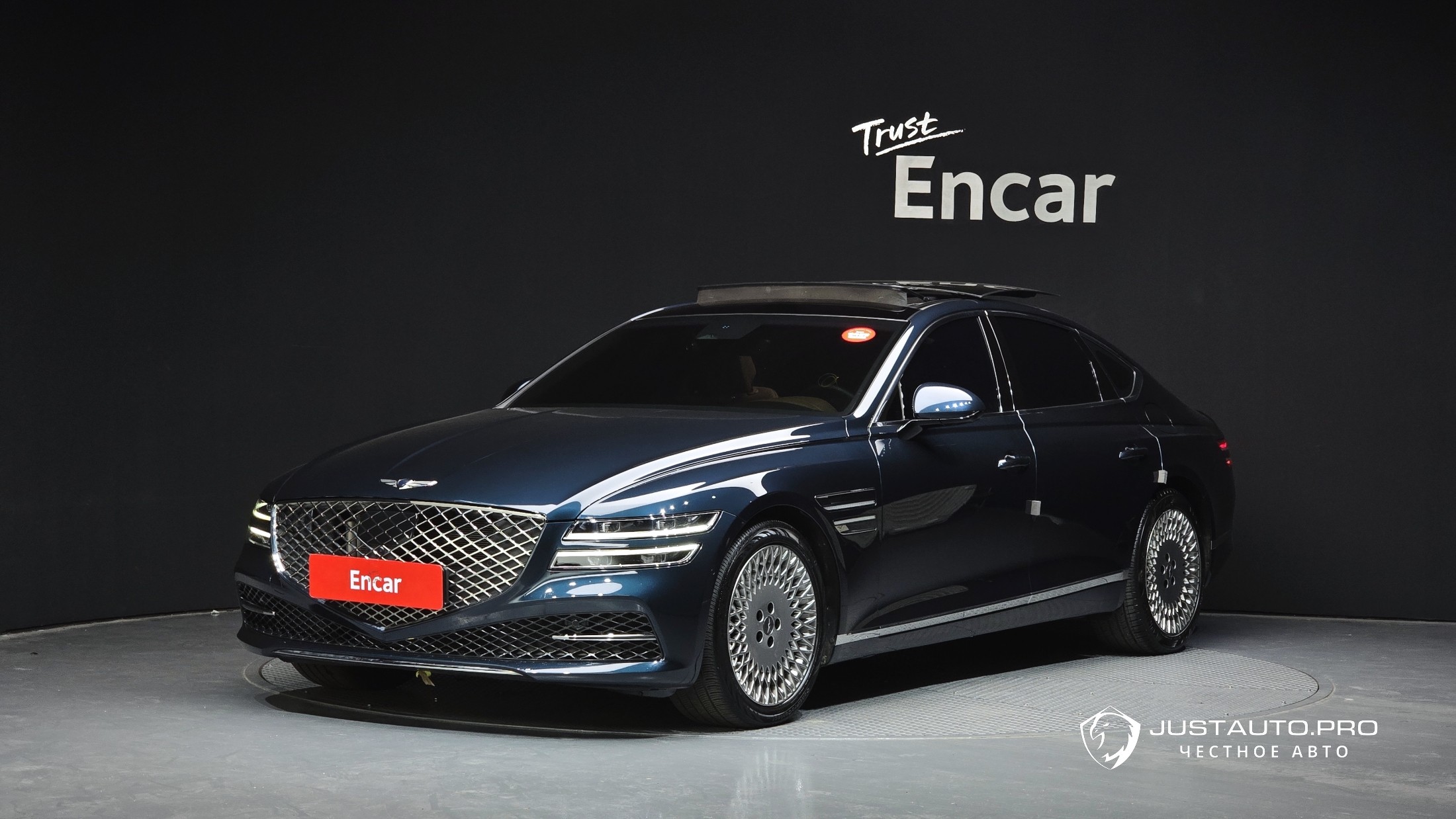 Автомобиль Genesis G80